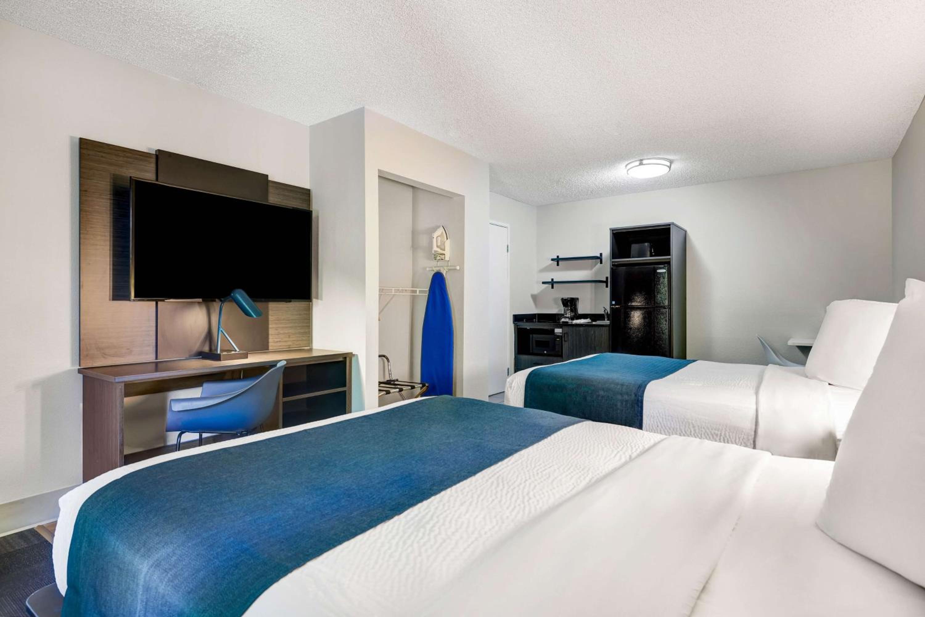Quadruple Room - Disability Access - Non-Smoking