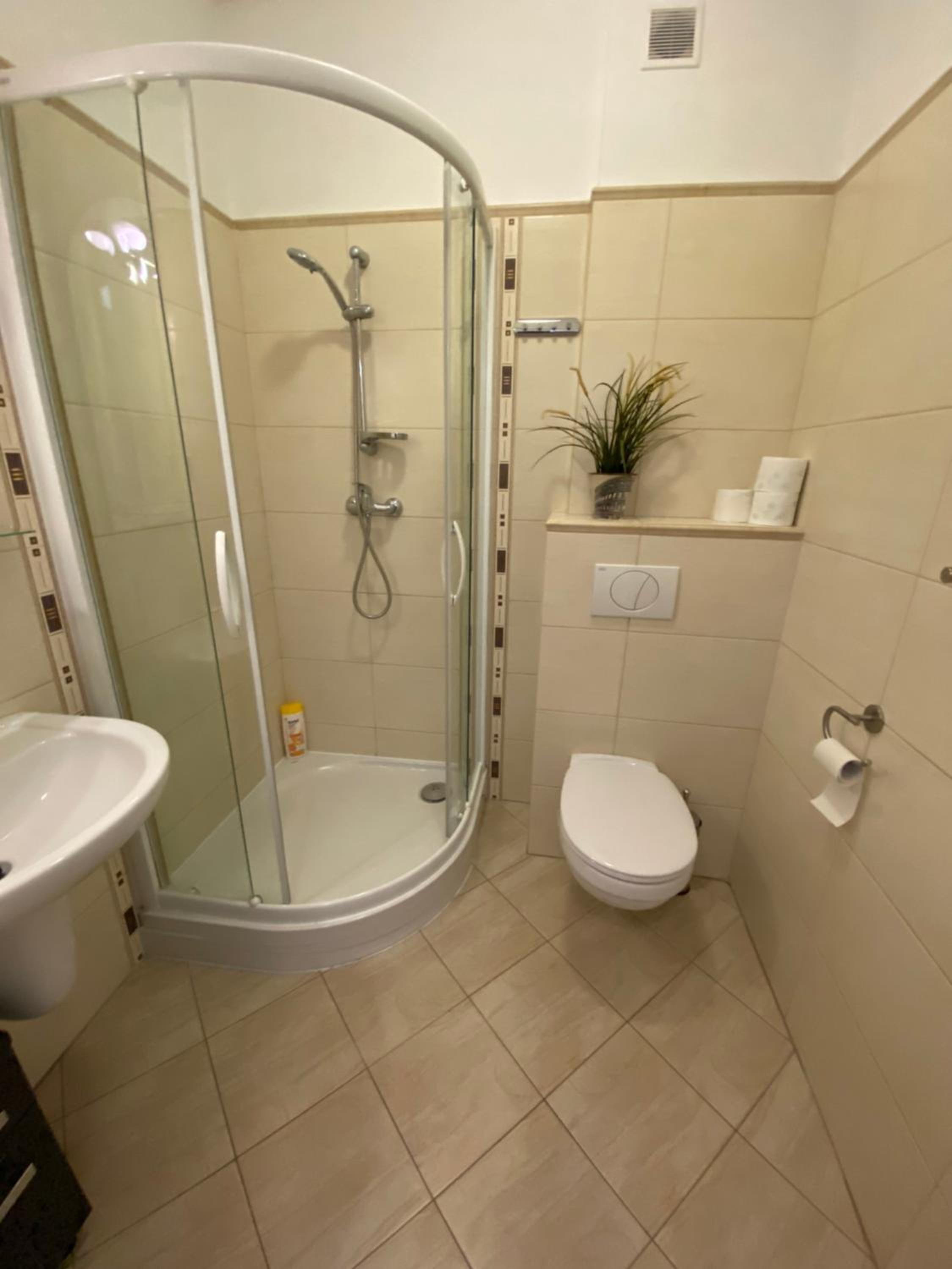 Studio Apartment - Photo 44