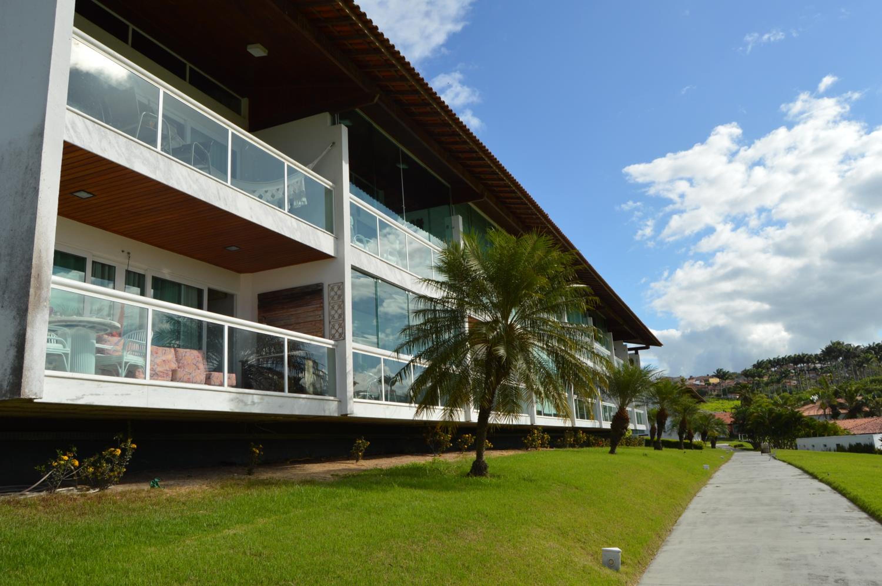 Apartment with Lake View photo 2