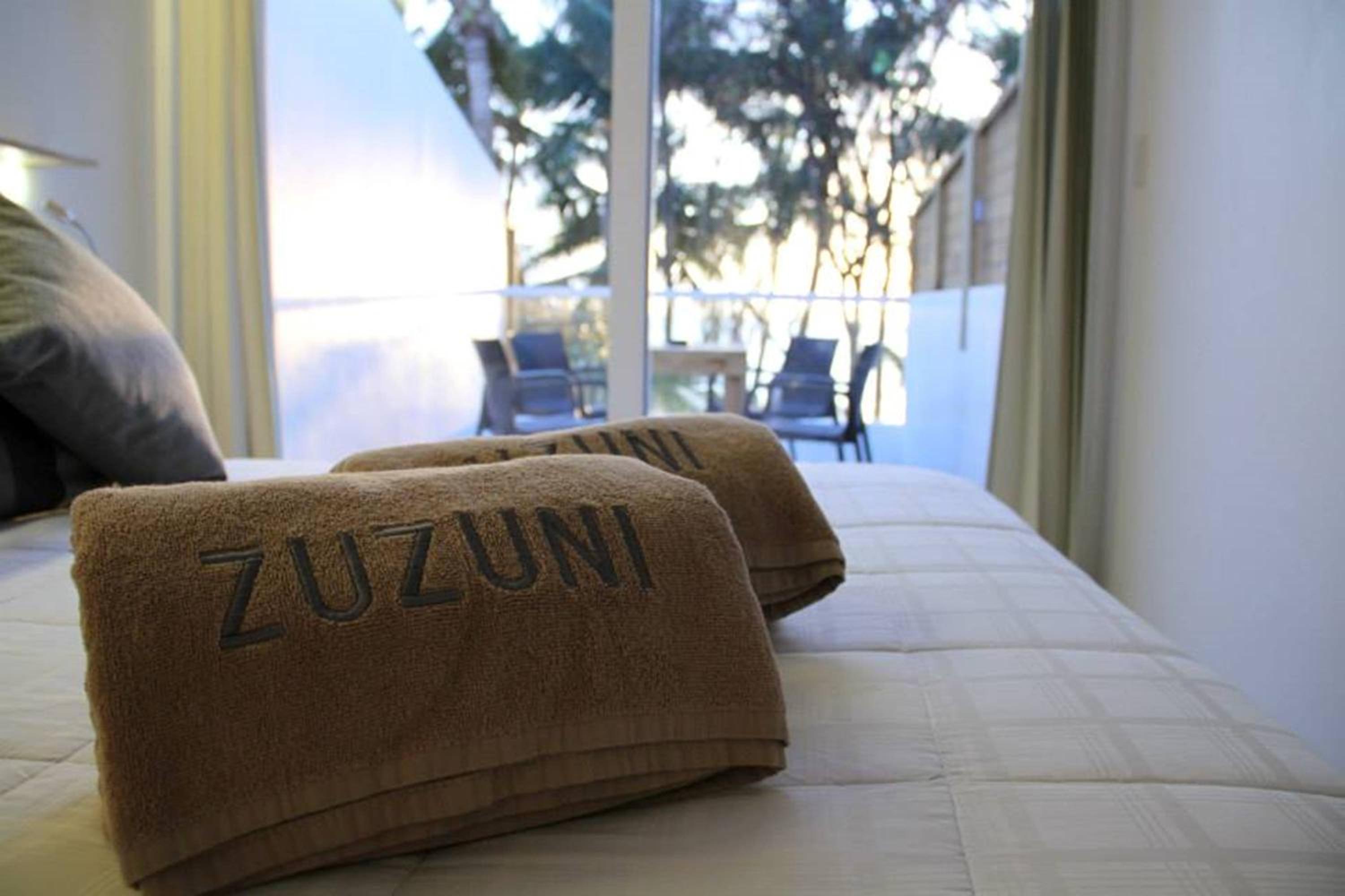 Beachfront Double Room with Balcony - Photo 7