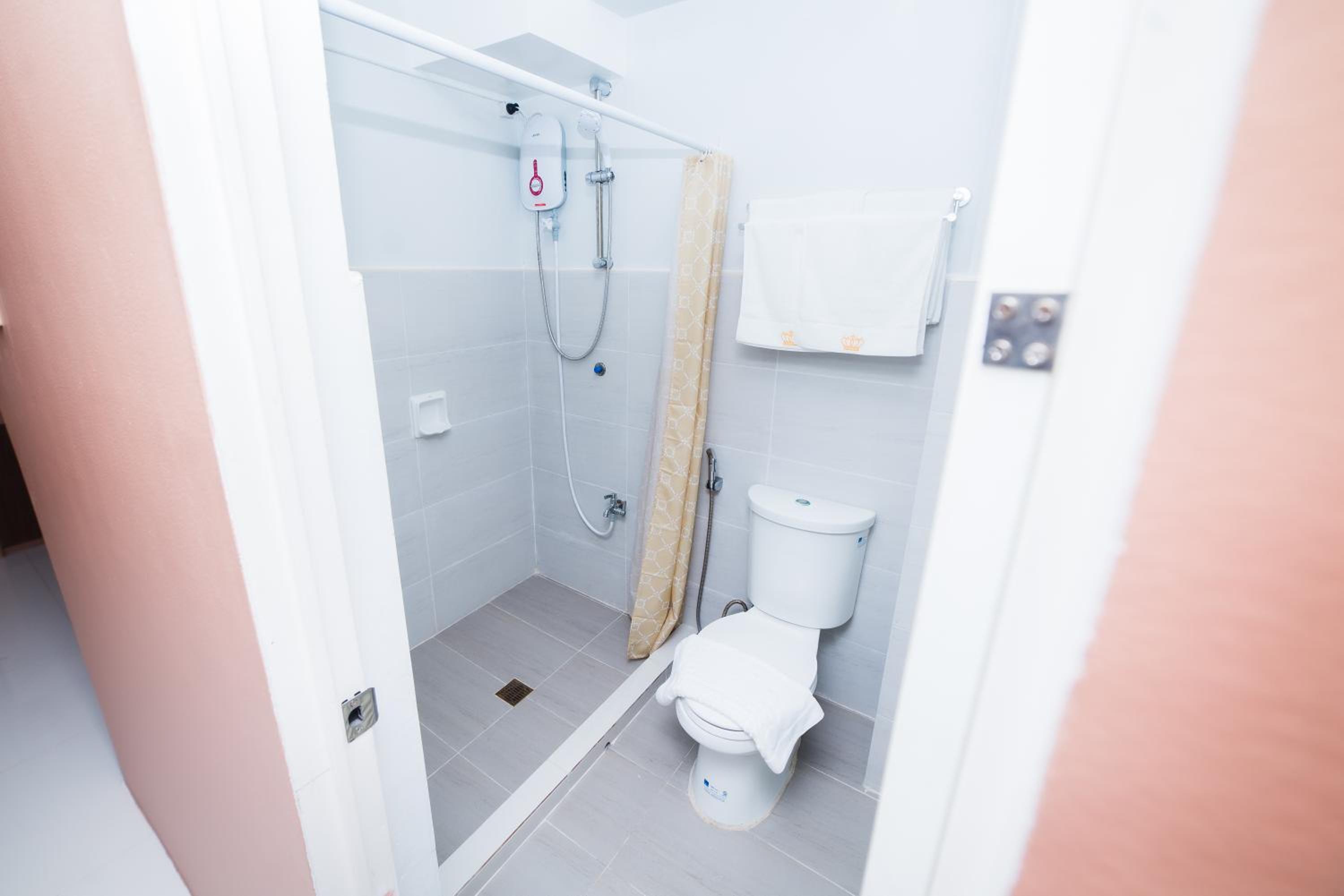 Family Suite - Photo 9