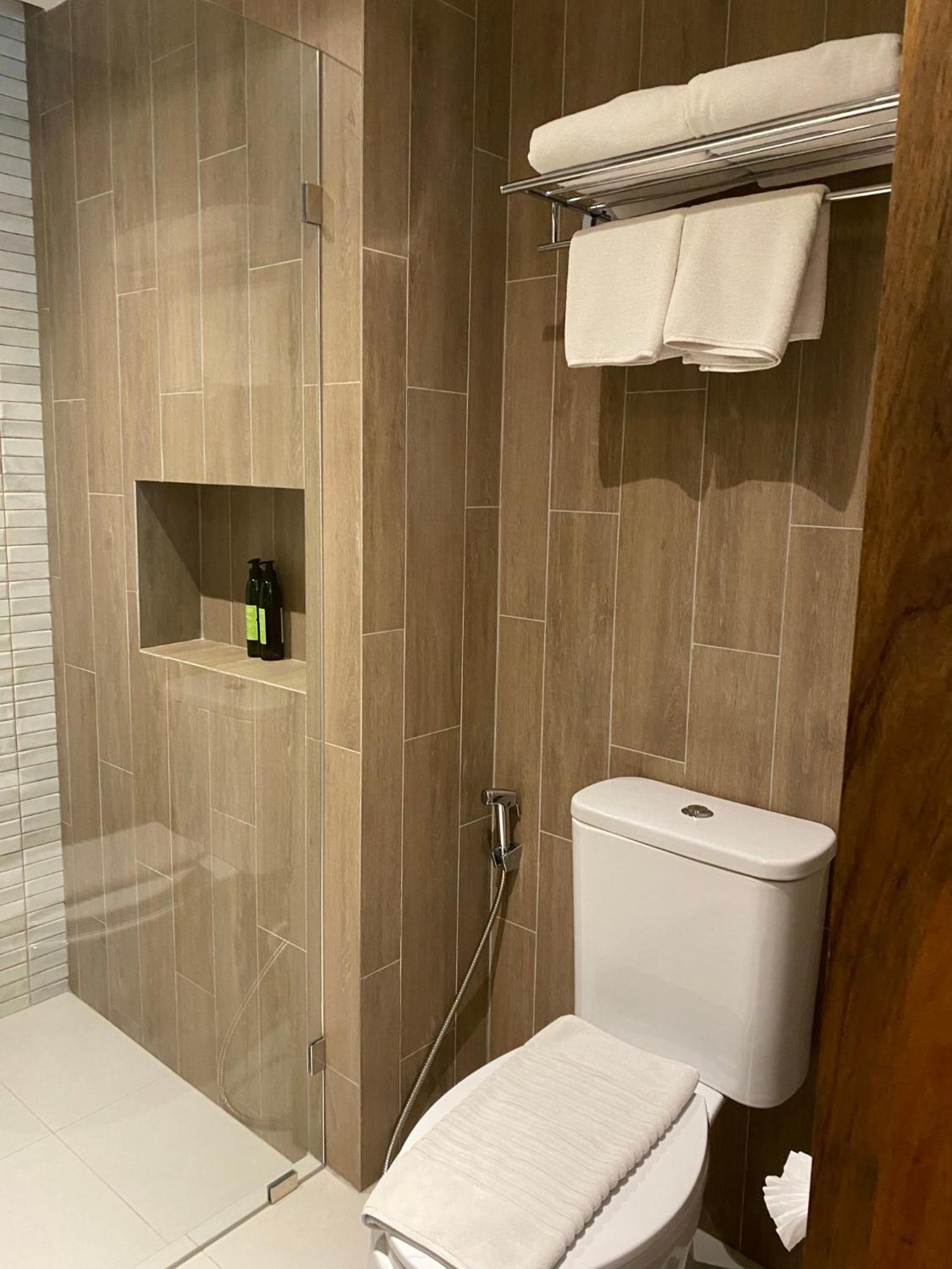 Deluxe Twin Room photo 3