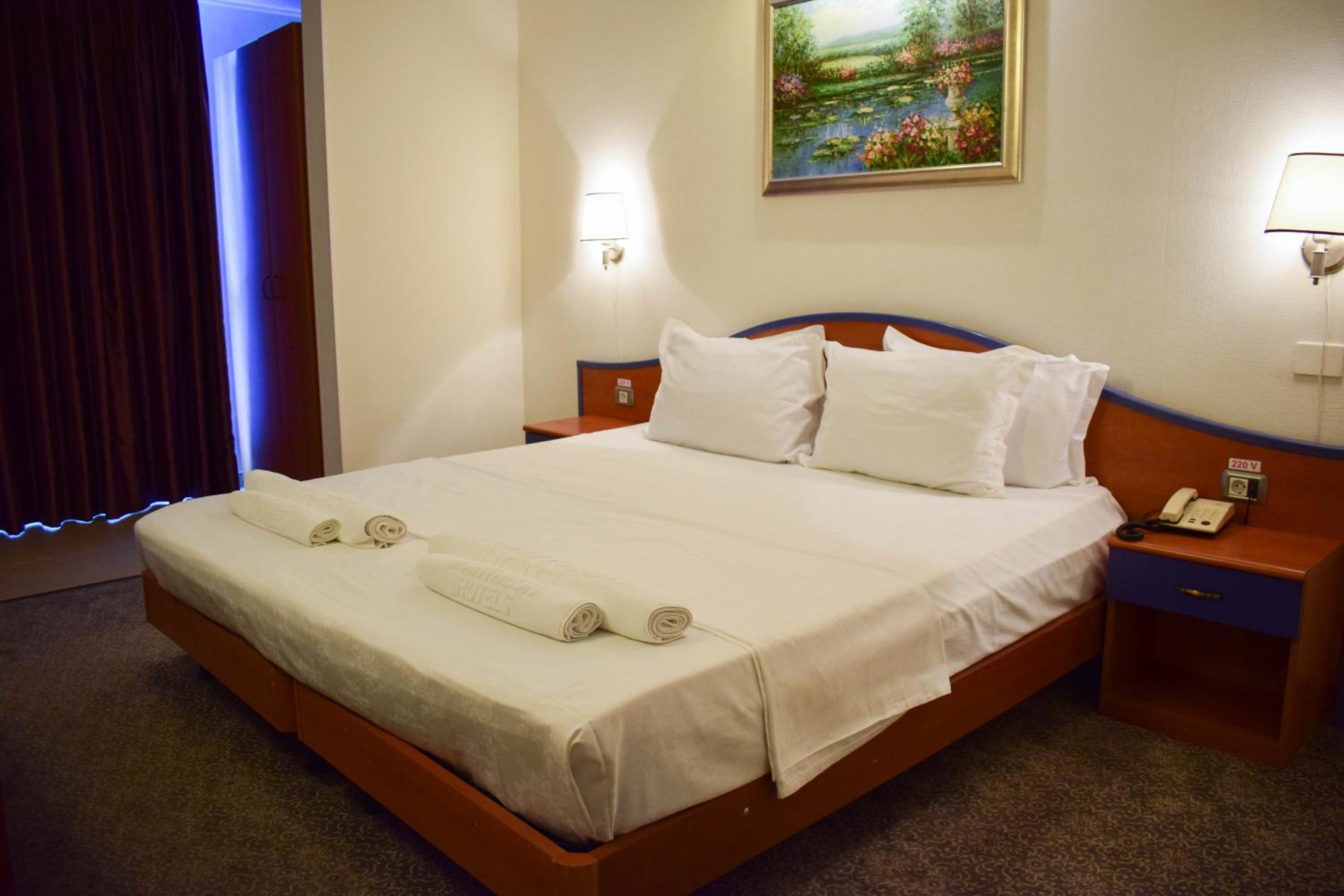 Double or Twin Room with Garden View