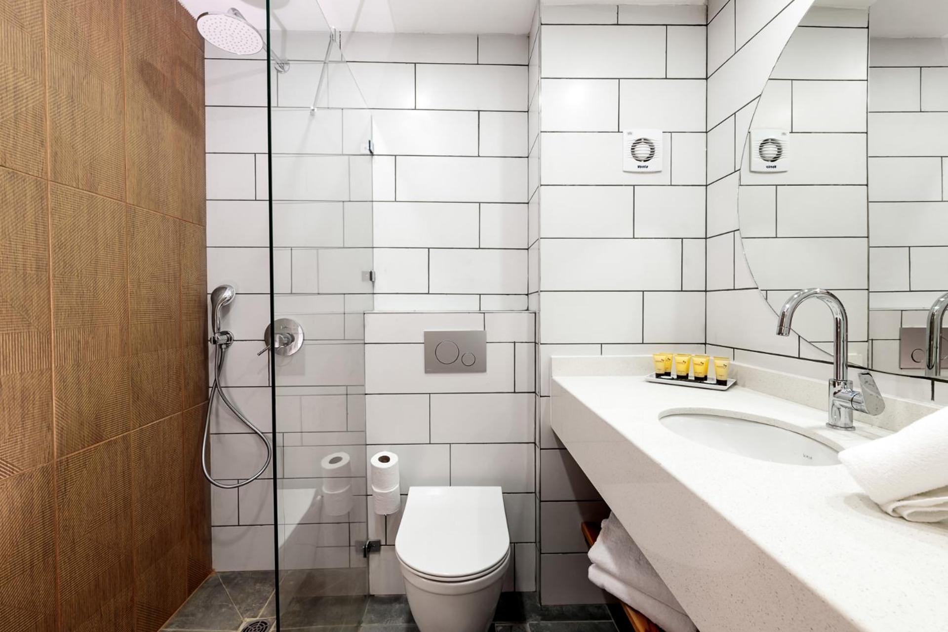 Superior Double or Twin Room - Photo 4