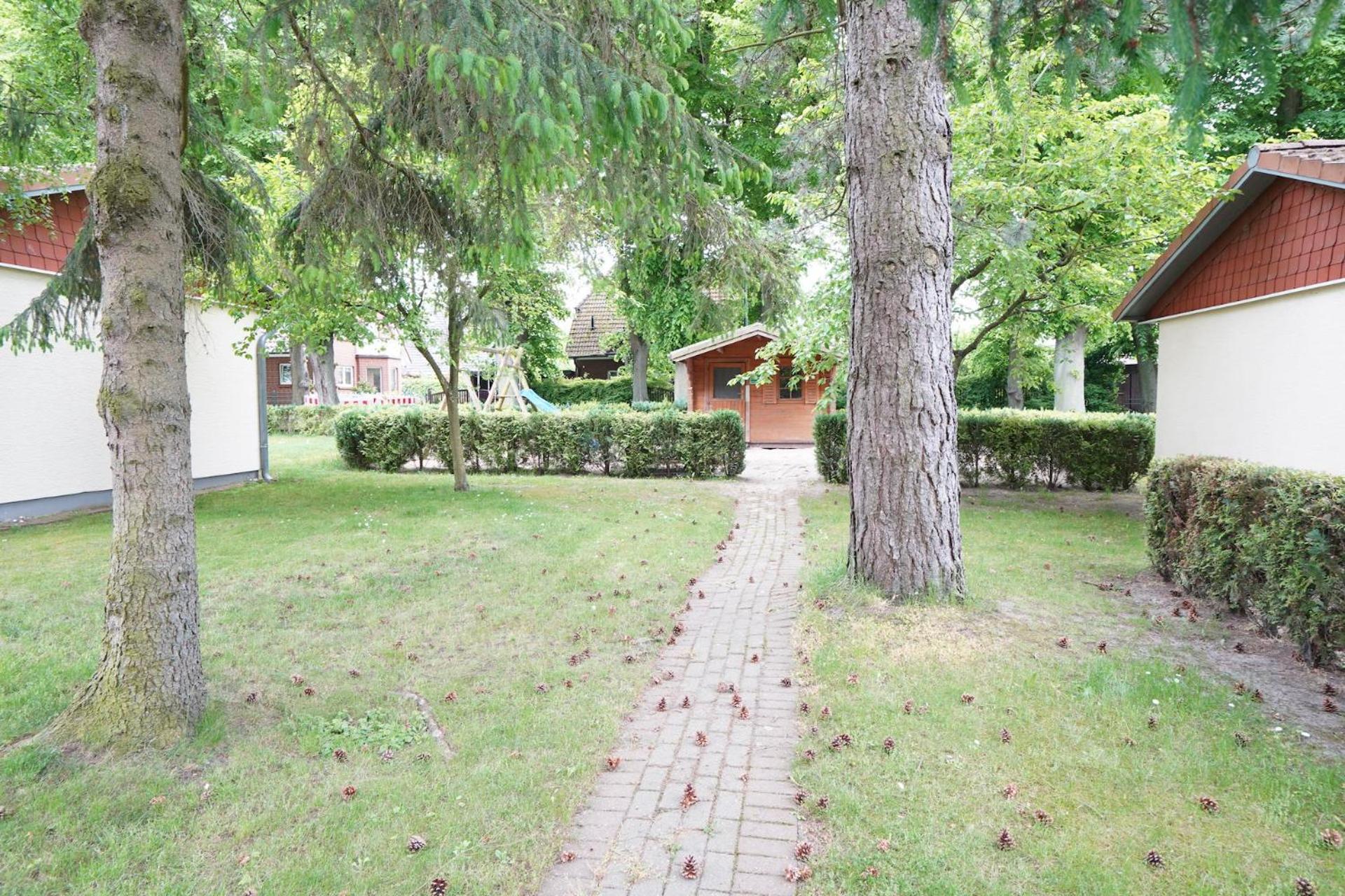 Two-Bedroom House photo 3