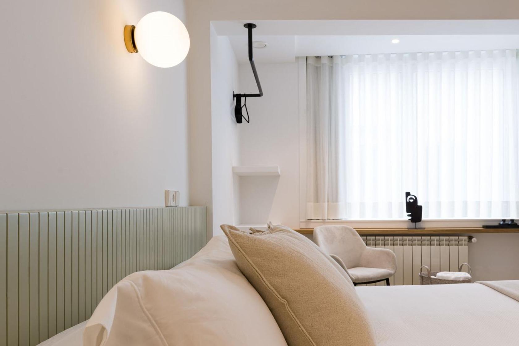 Two-Bedroom Apartment - Photo 9