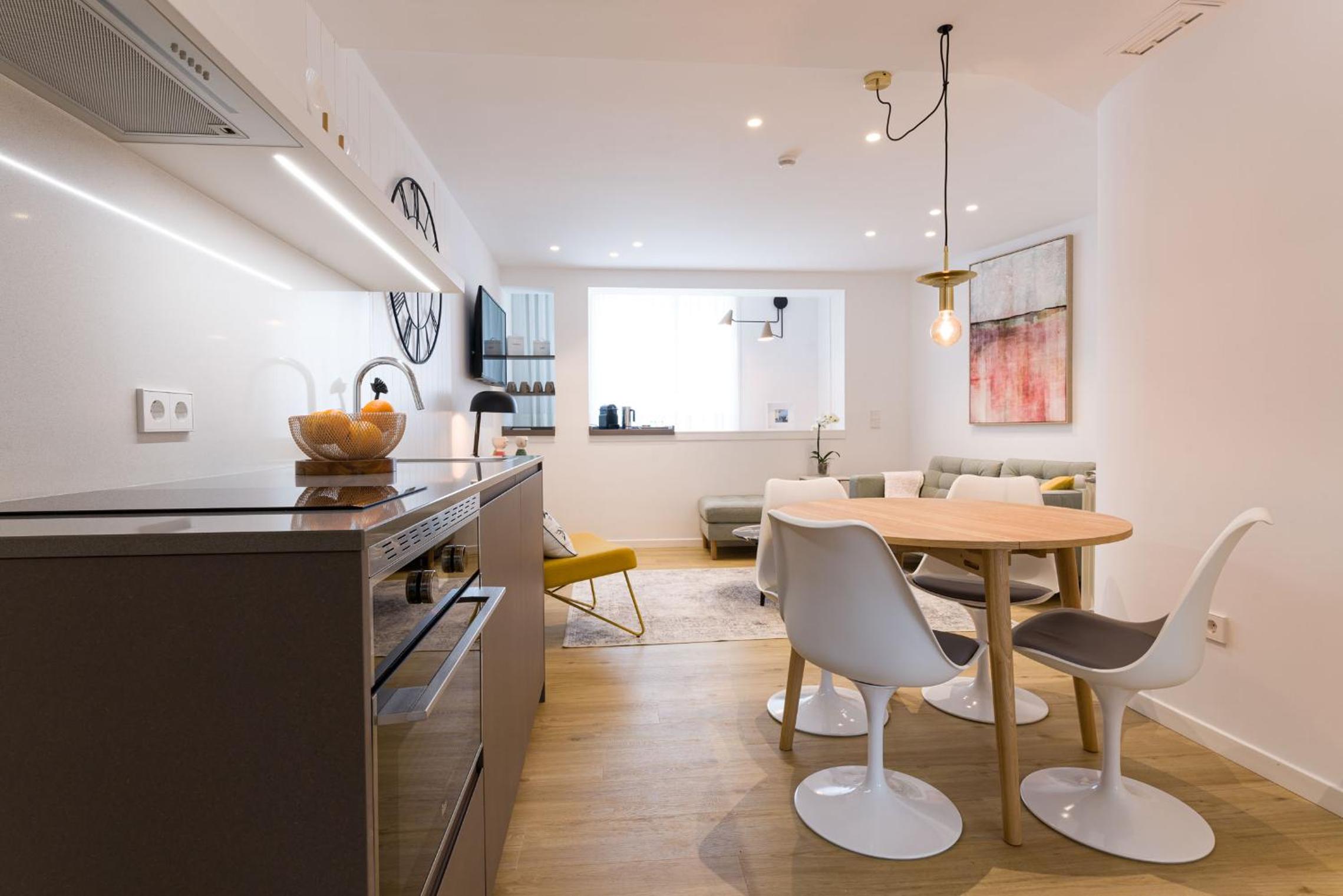 Two-Bedroom Apartment - Photo 11