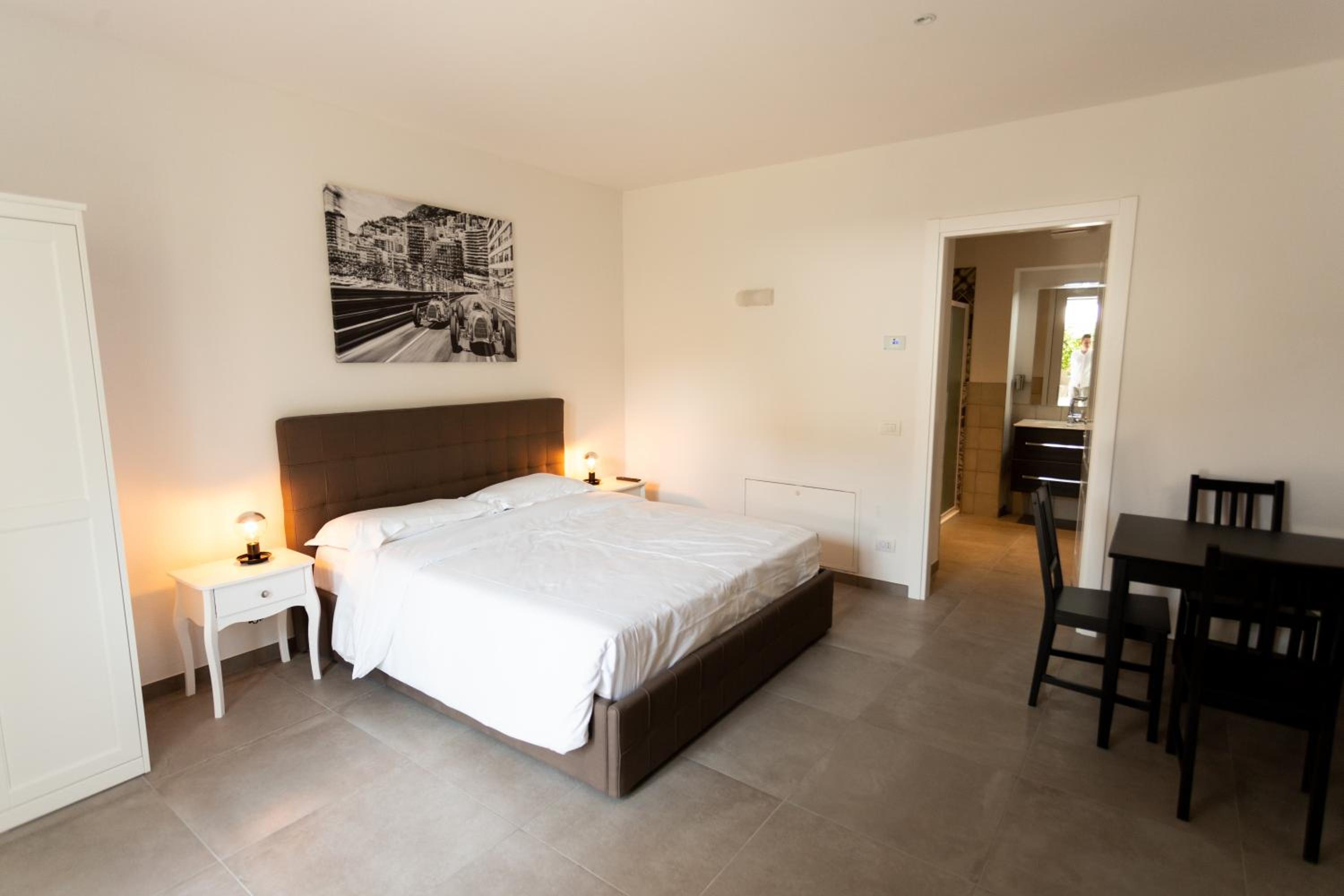 Double Room with Garden View - Photo 7