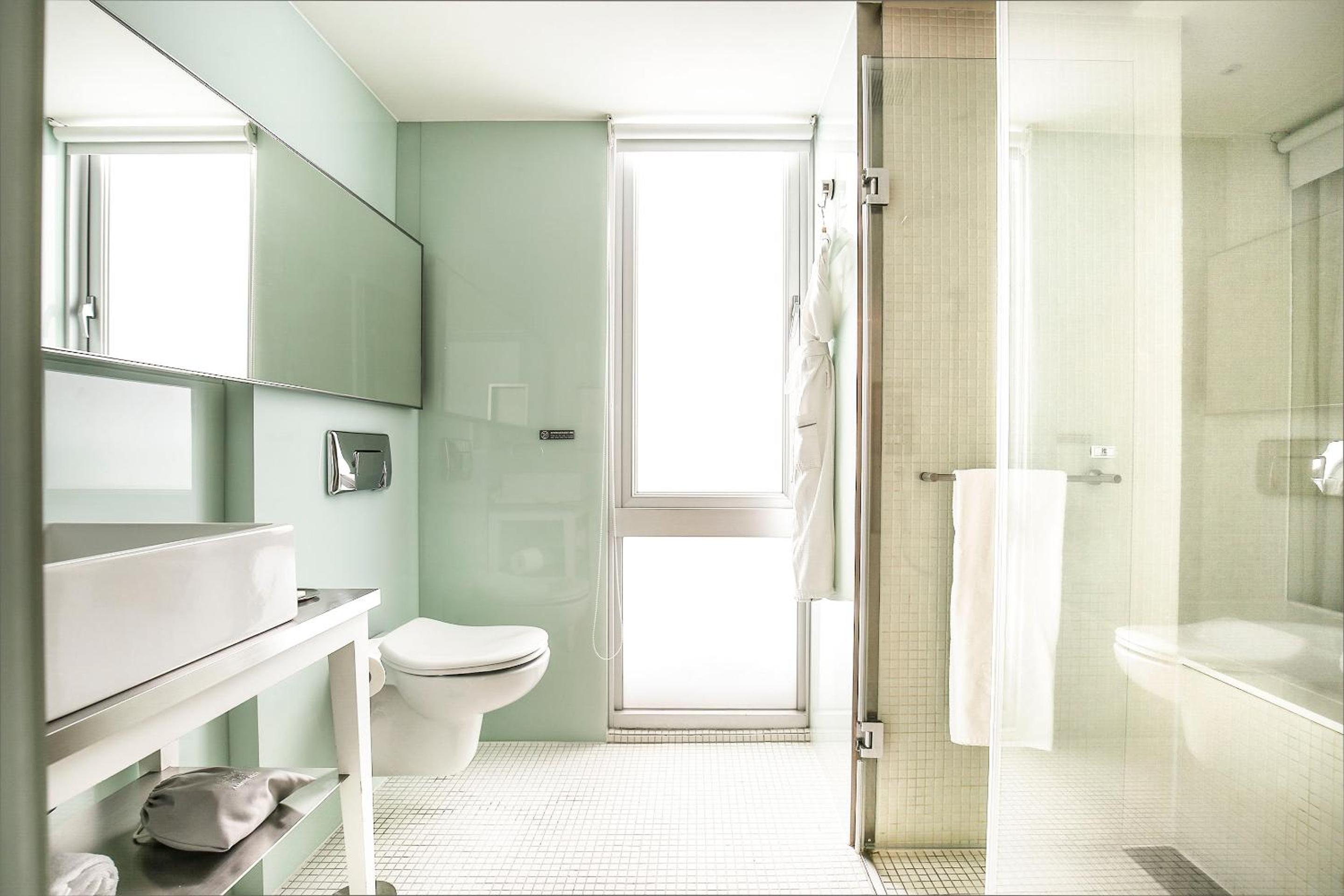 Elite Twin Room thumbnail 6
