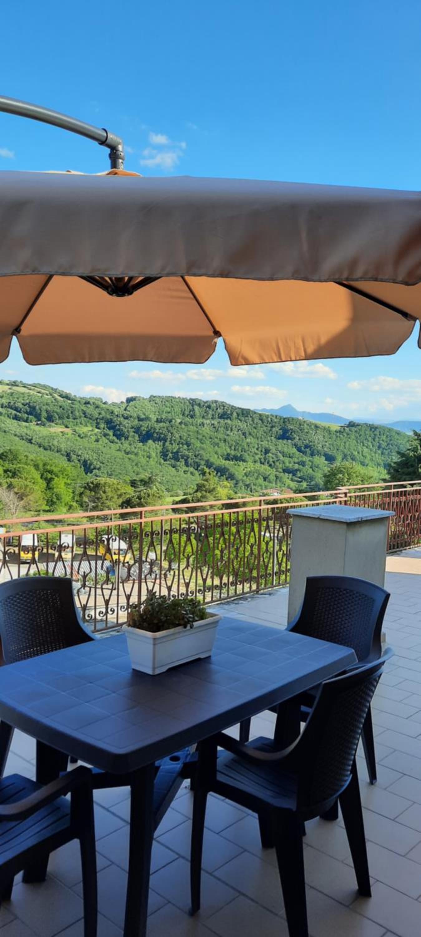 Apartment with Terrace - Photo 16