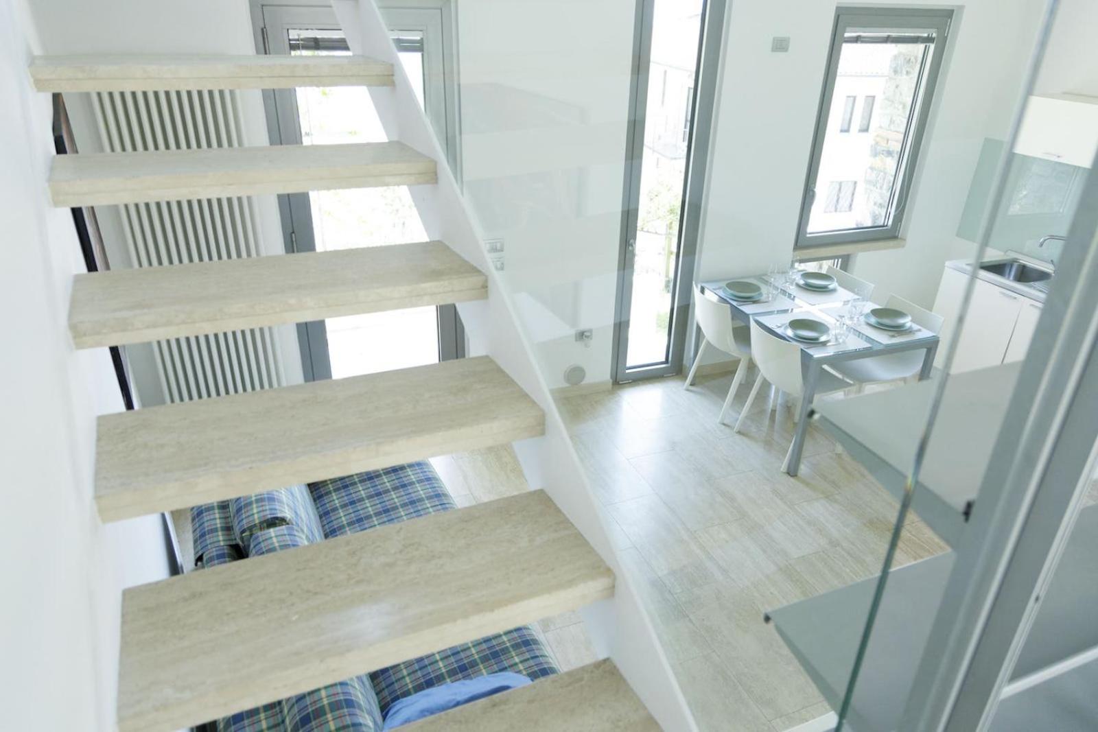 Apartment with Lake View photo 3