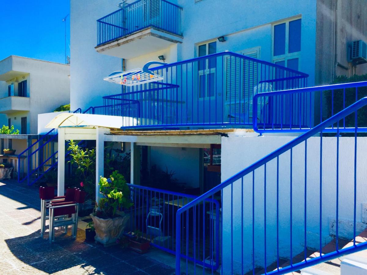 Double Room with Balcony and Sea View photo 3