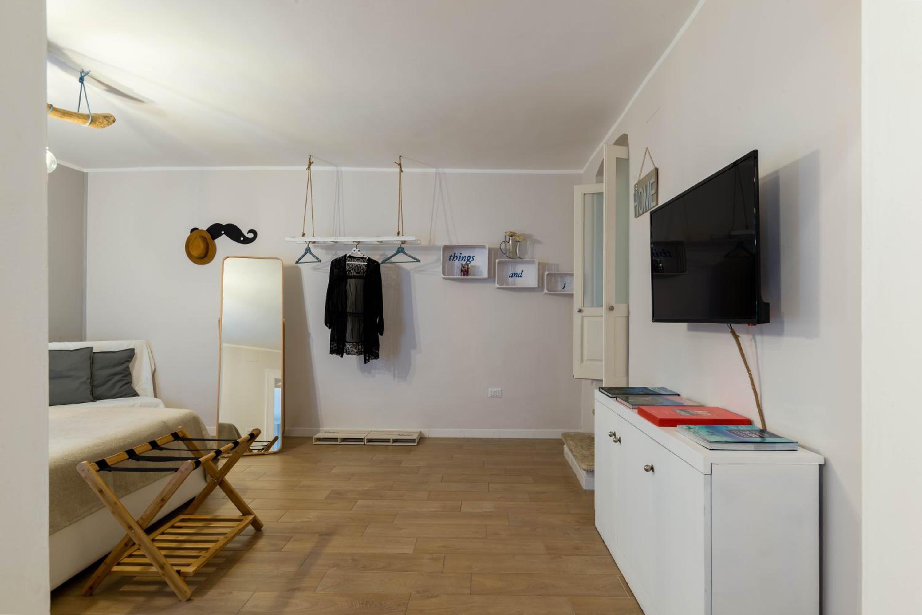 Apartment photo 3
