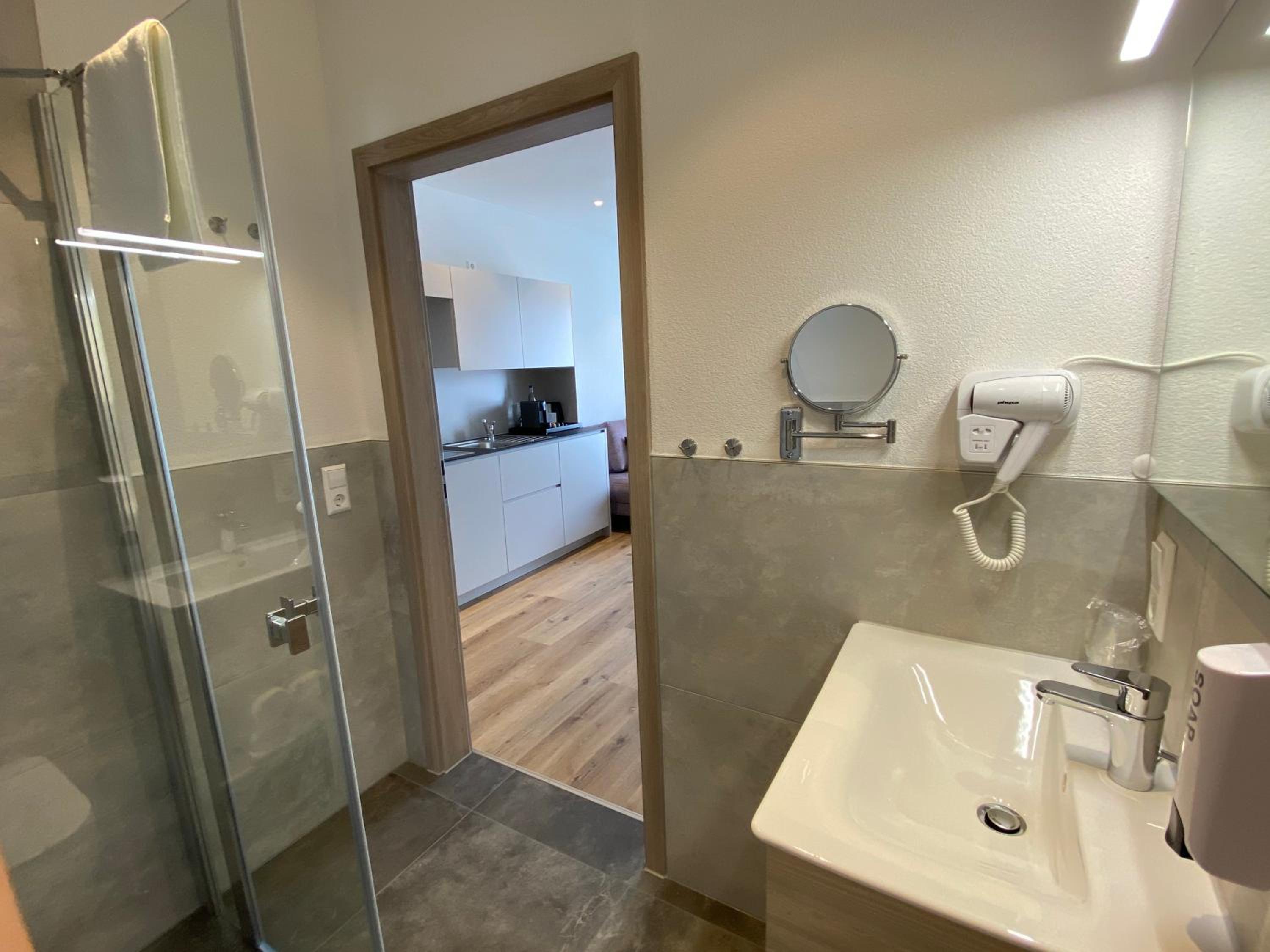 Two-Bedroom Apartment - Photo 5