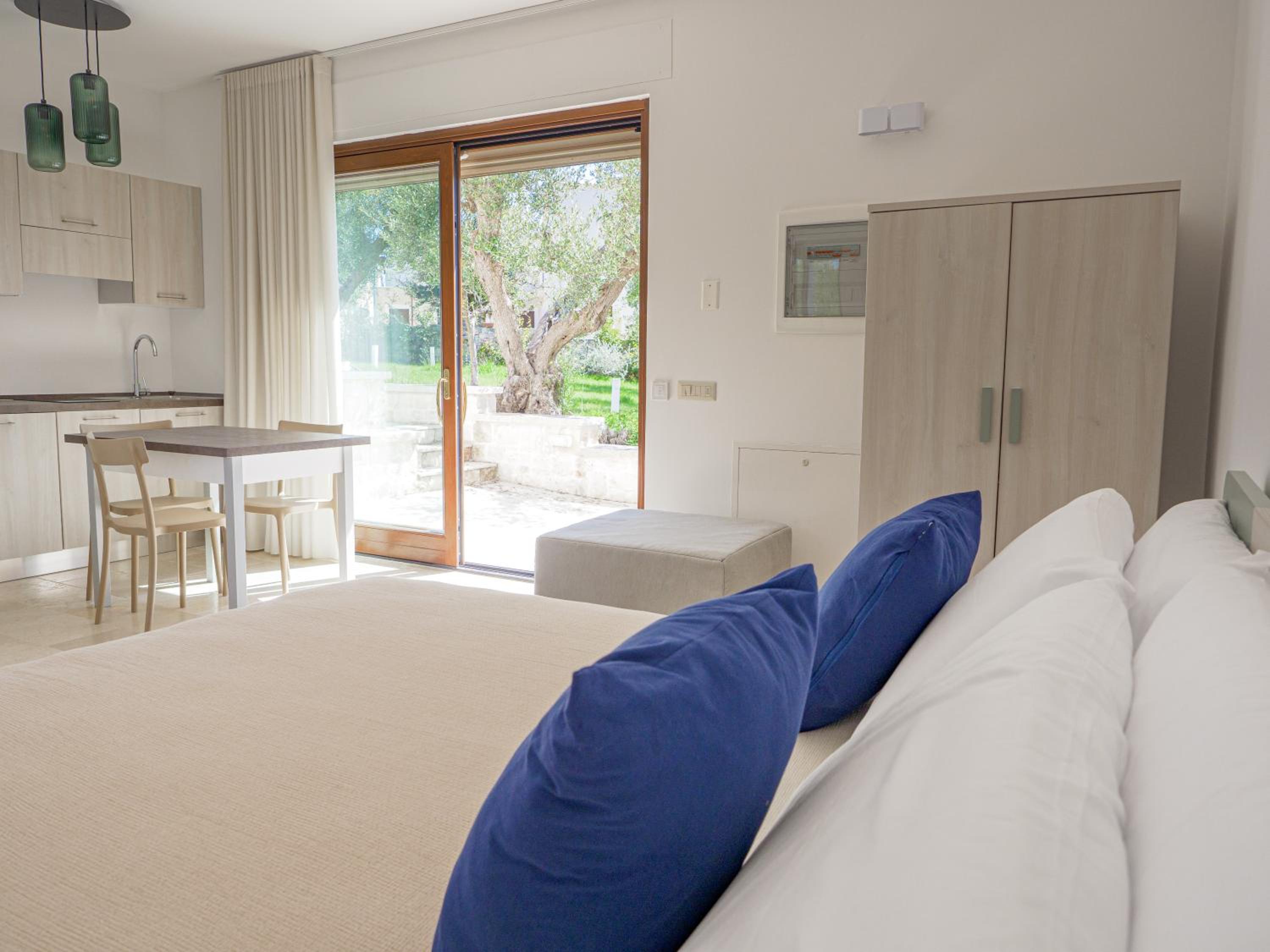 Triple Room with Garden View