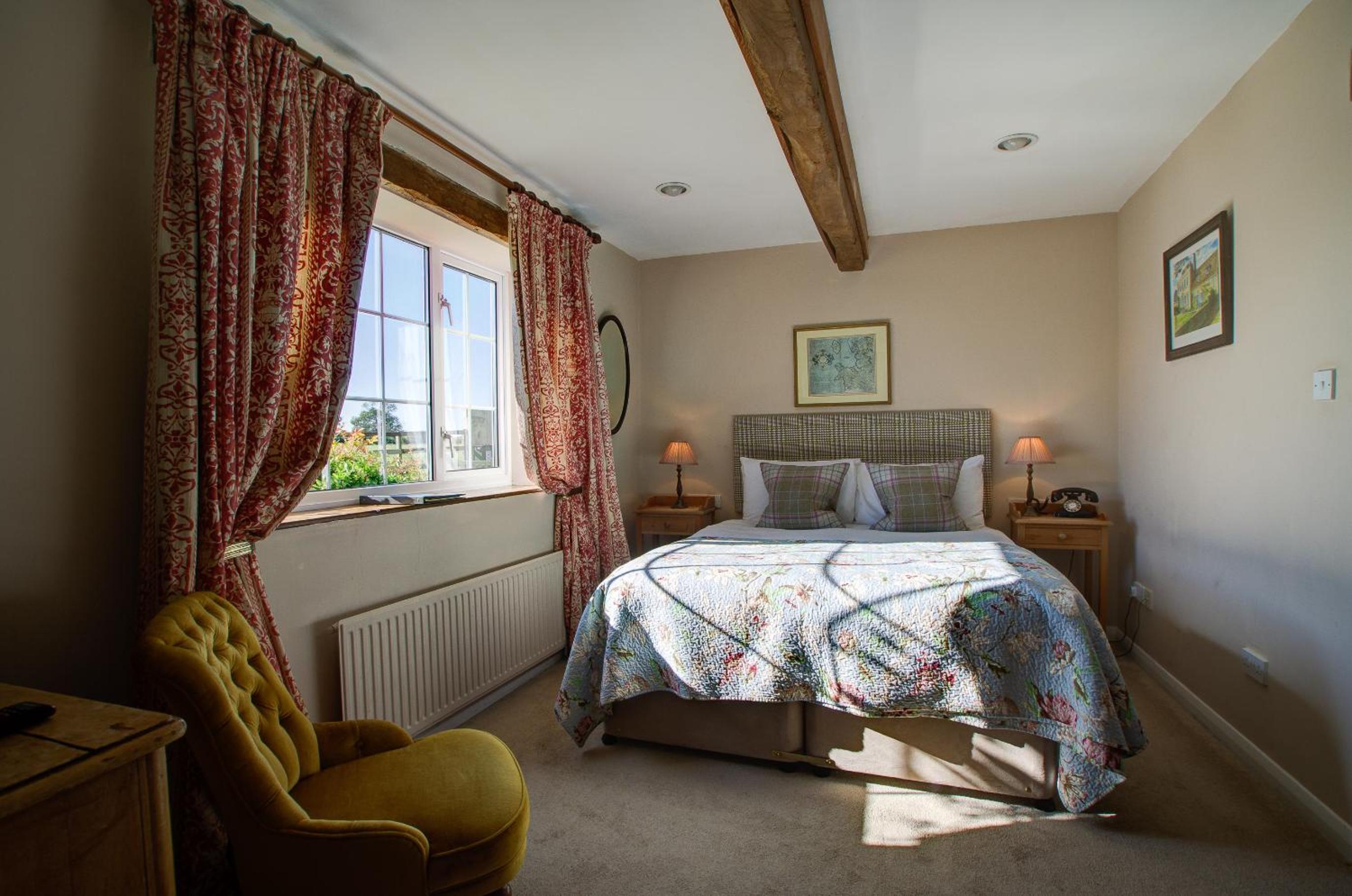Classic King Room - Photo 2