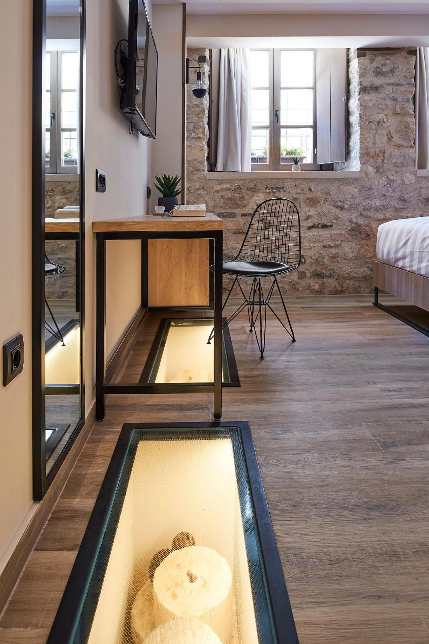 Superior Quadruple Room photo 3