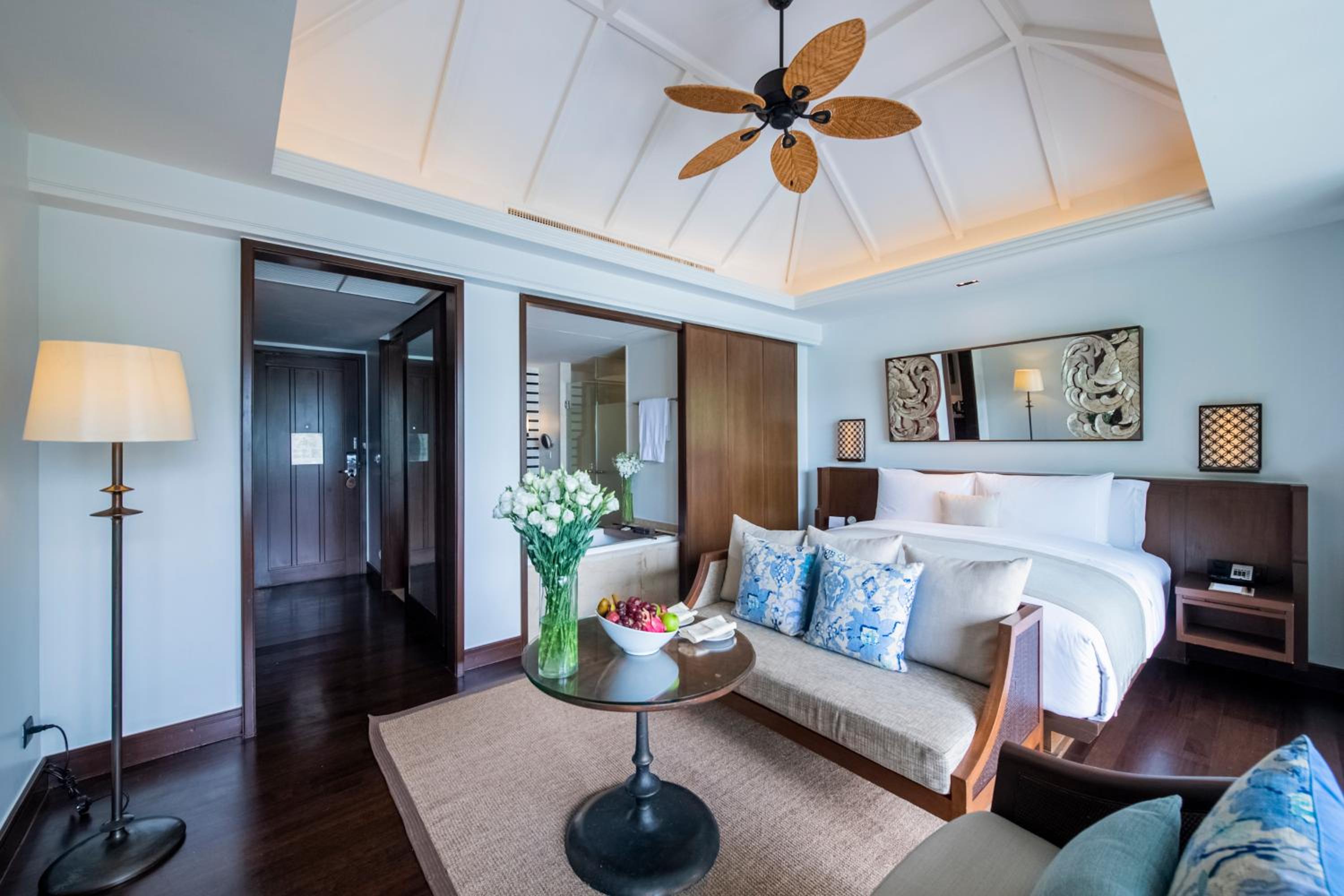 Two Bedroom Grand Sea View Pool Suite photo 3