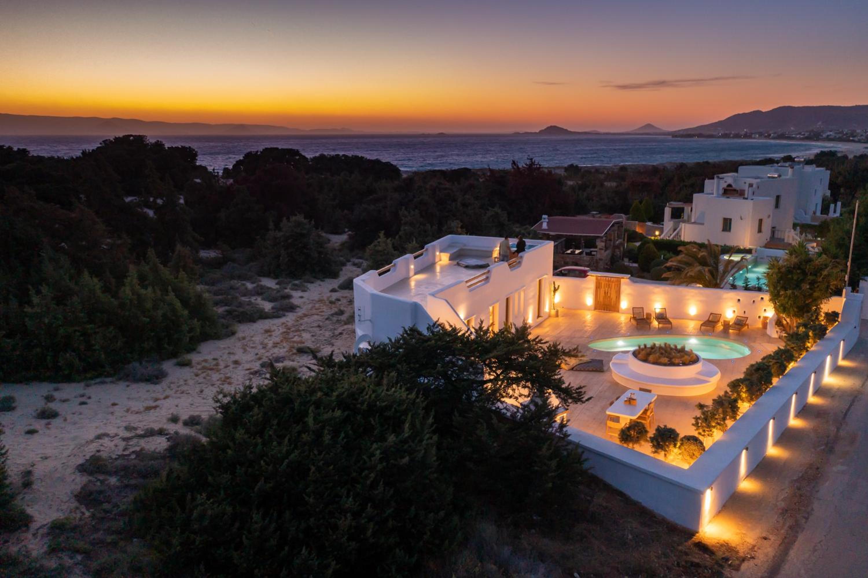 Villa - Beach Front photo 3