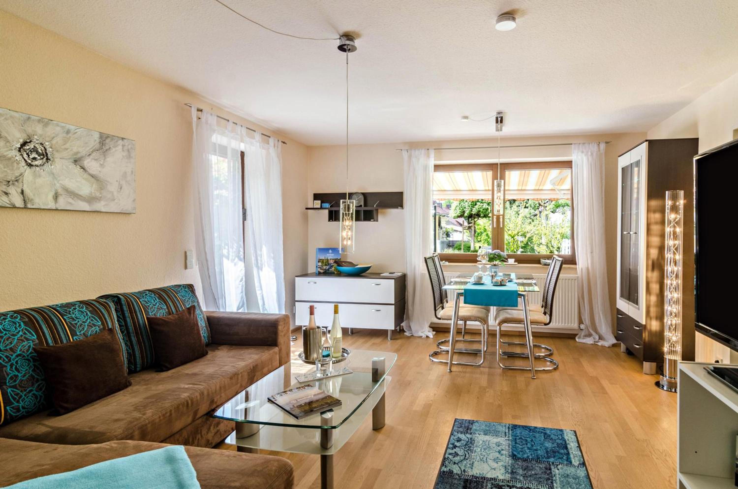 One-Bedroom Apartment with Garden View