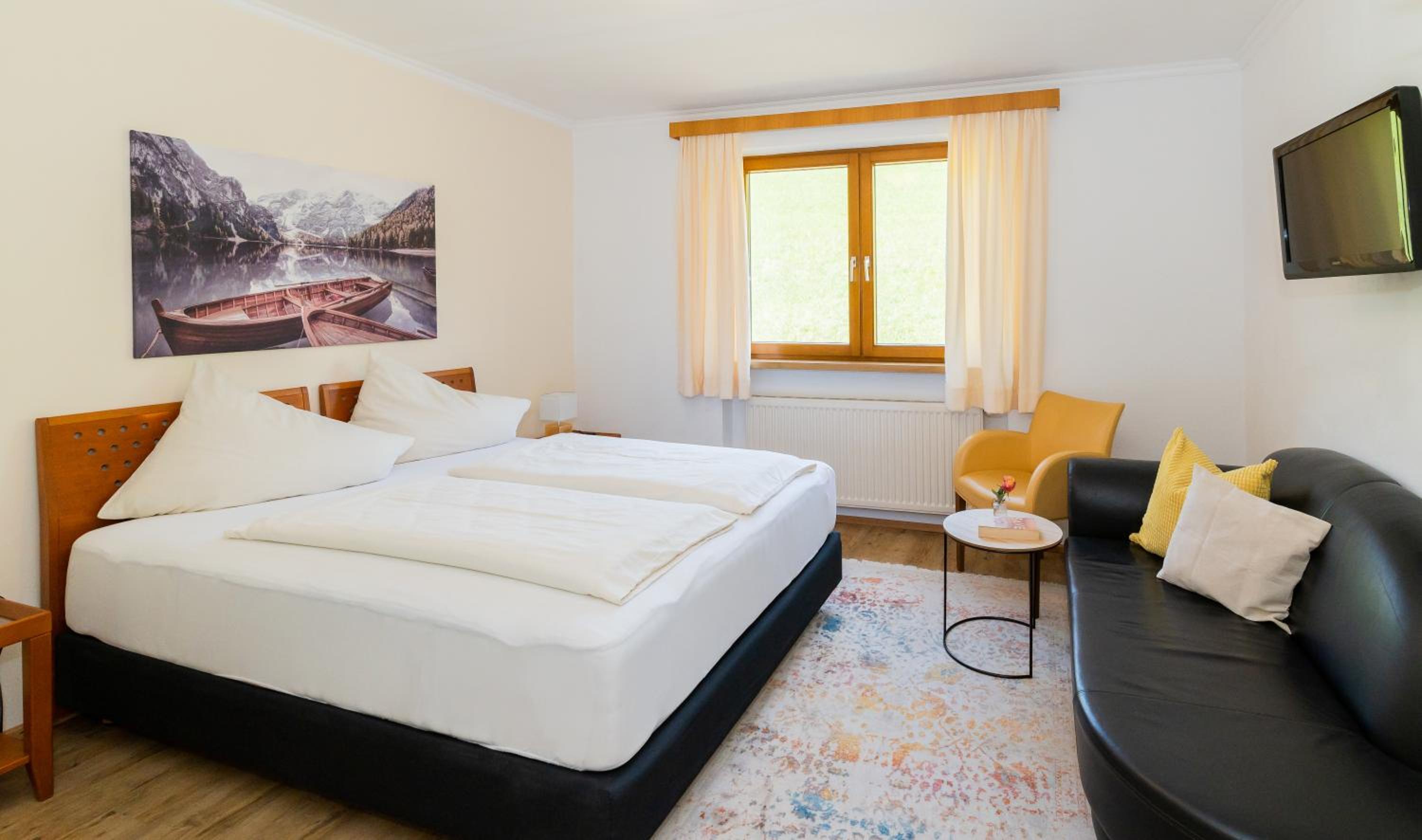 Double Room with Mountain View