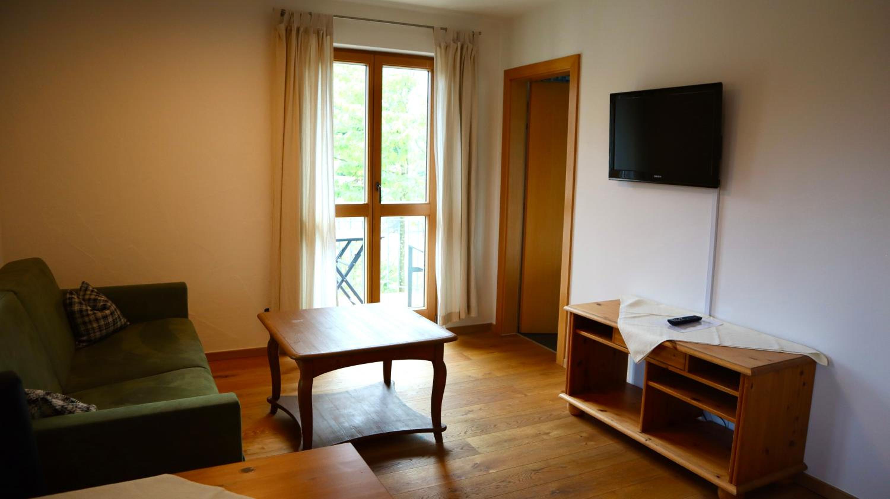 One-Bedroom Apartment with Balcony