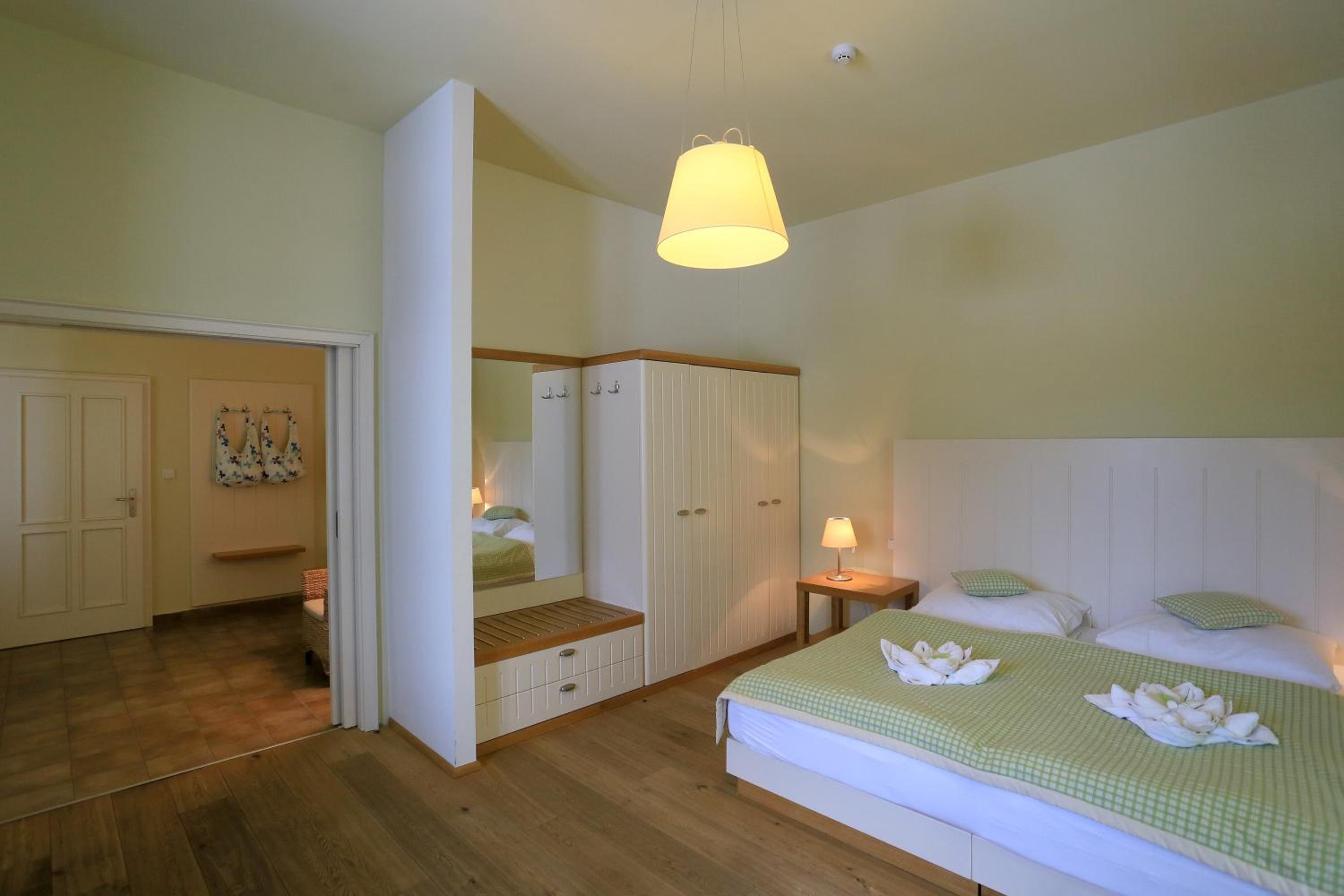 Deluxe Junior Suite