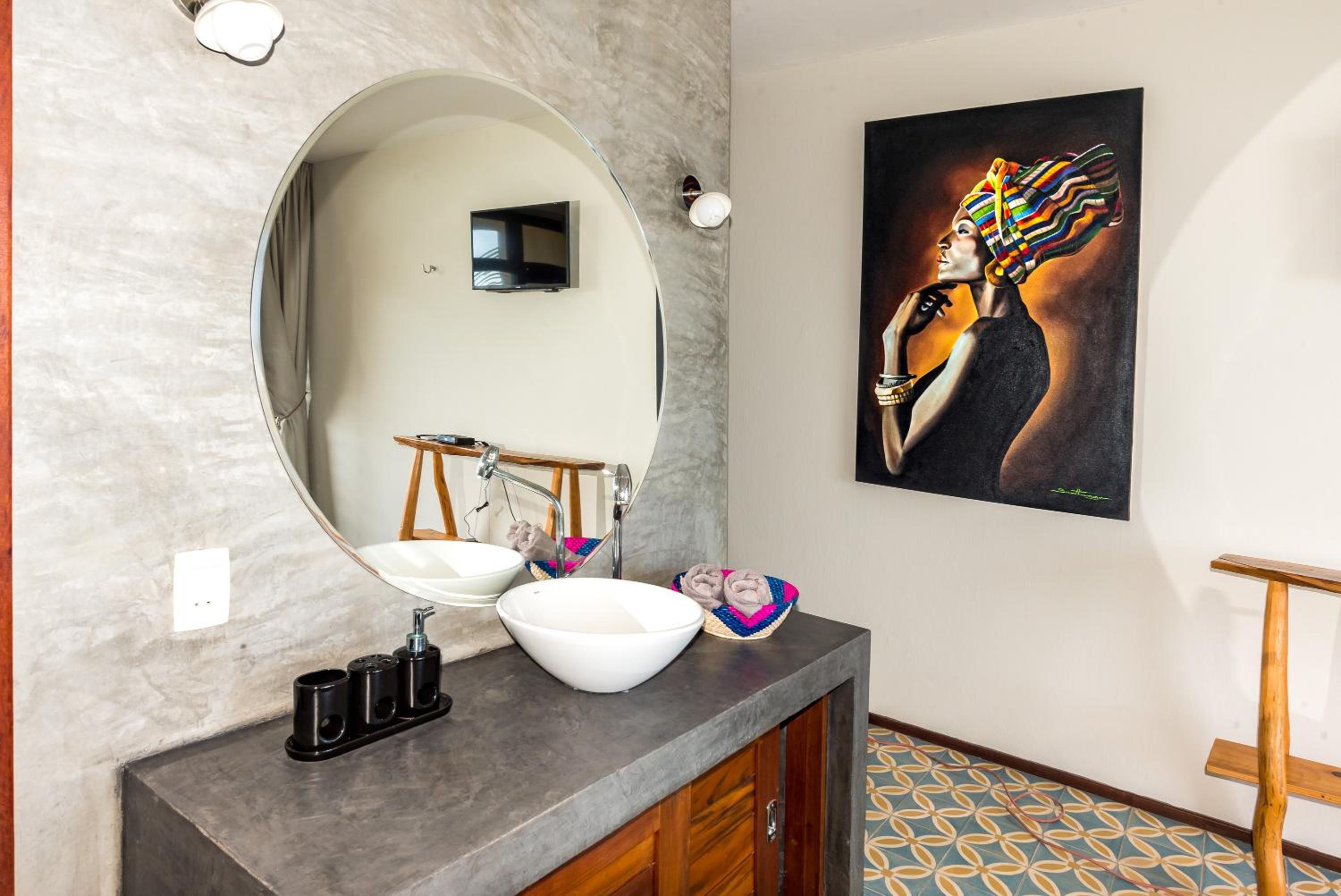 Double Room with Balcony and Sea View - Photo 6