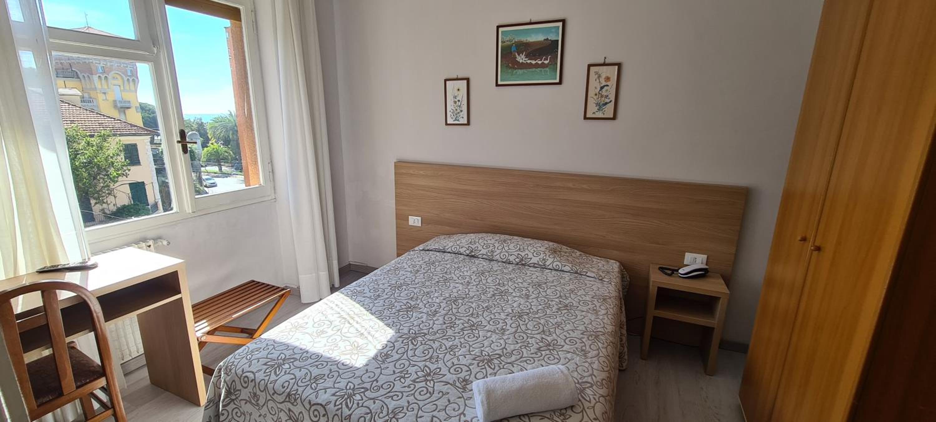 Double or Twin Room - Photo 2