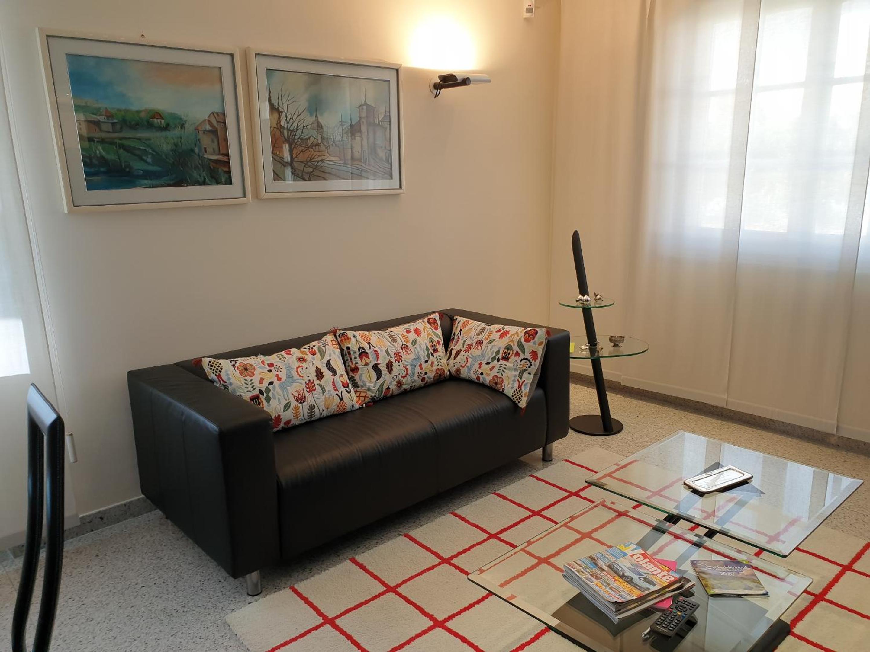 Three-Bedroom Vacation Home  photo 2