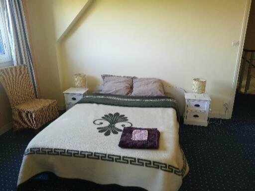 Double Room with Garden View - Photo 2