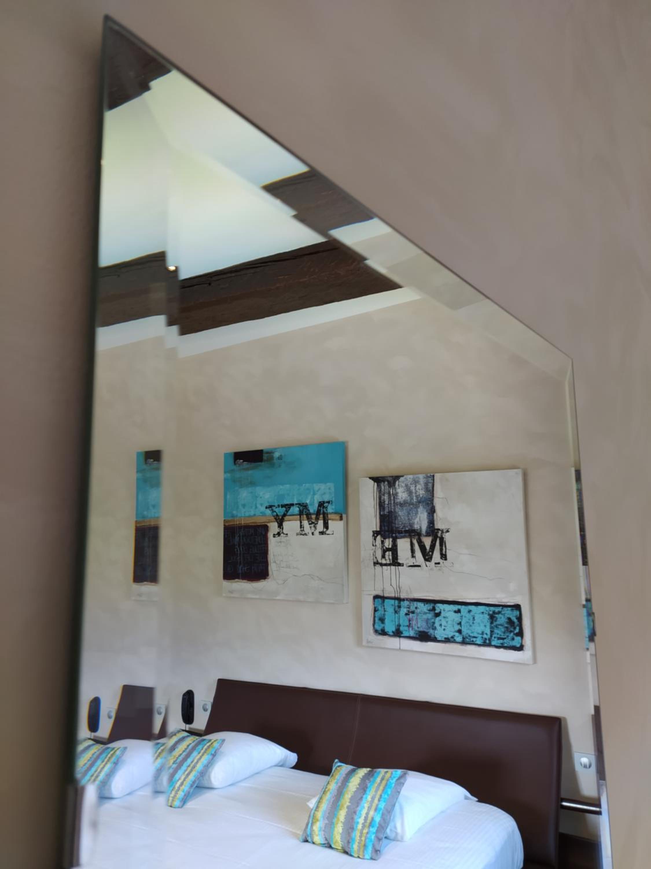 Comfort Room with Pool View - Photo 4