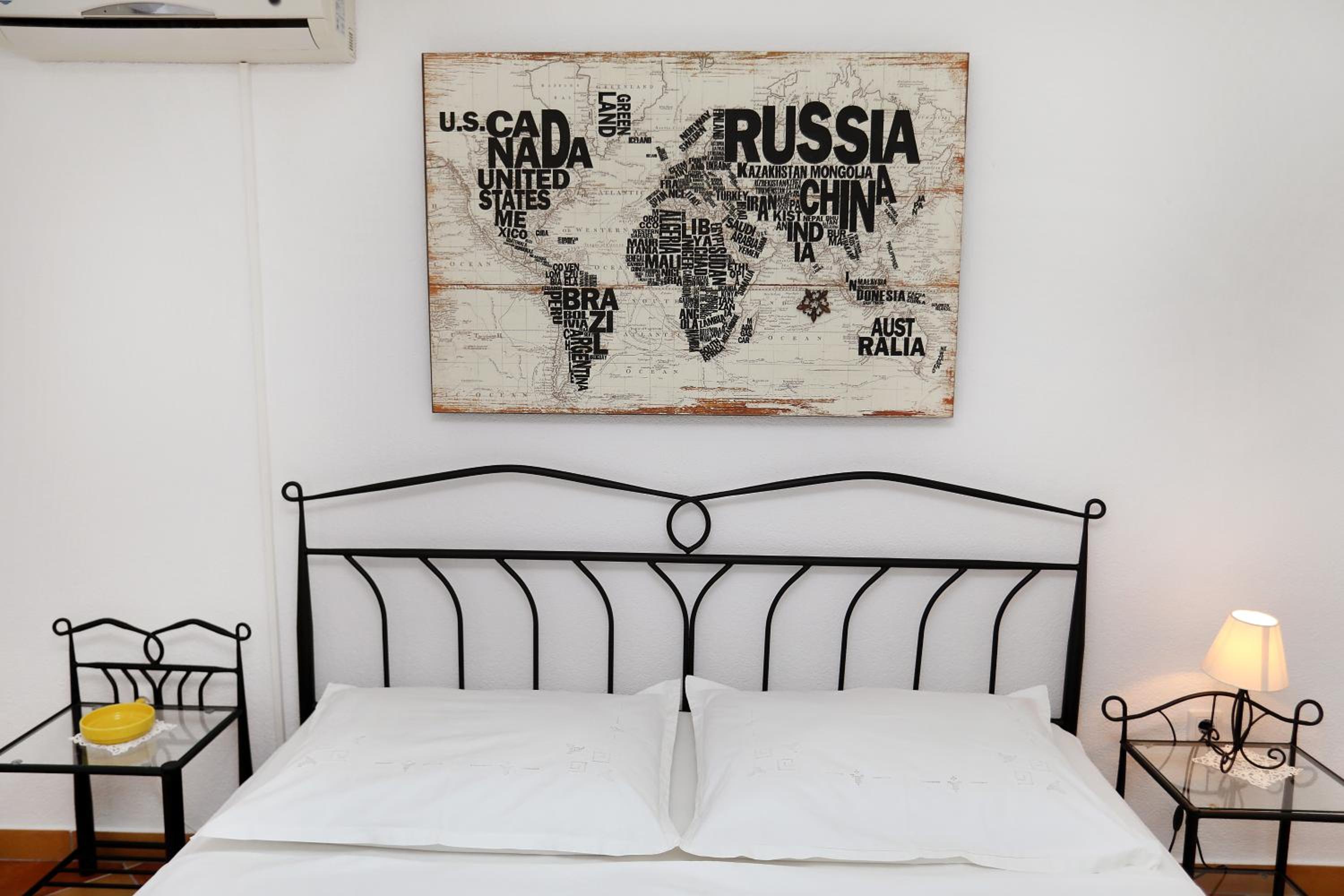 Standard Queen Room - Photo 1