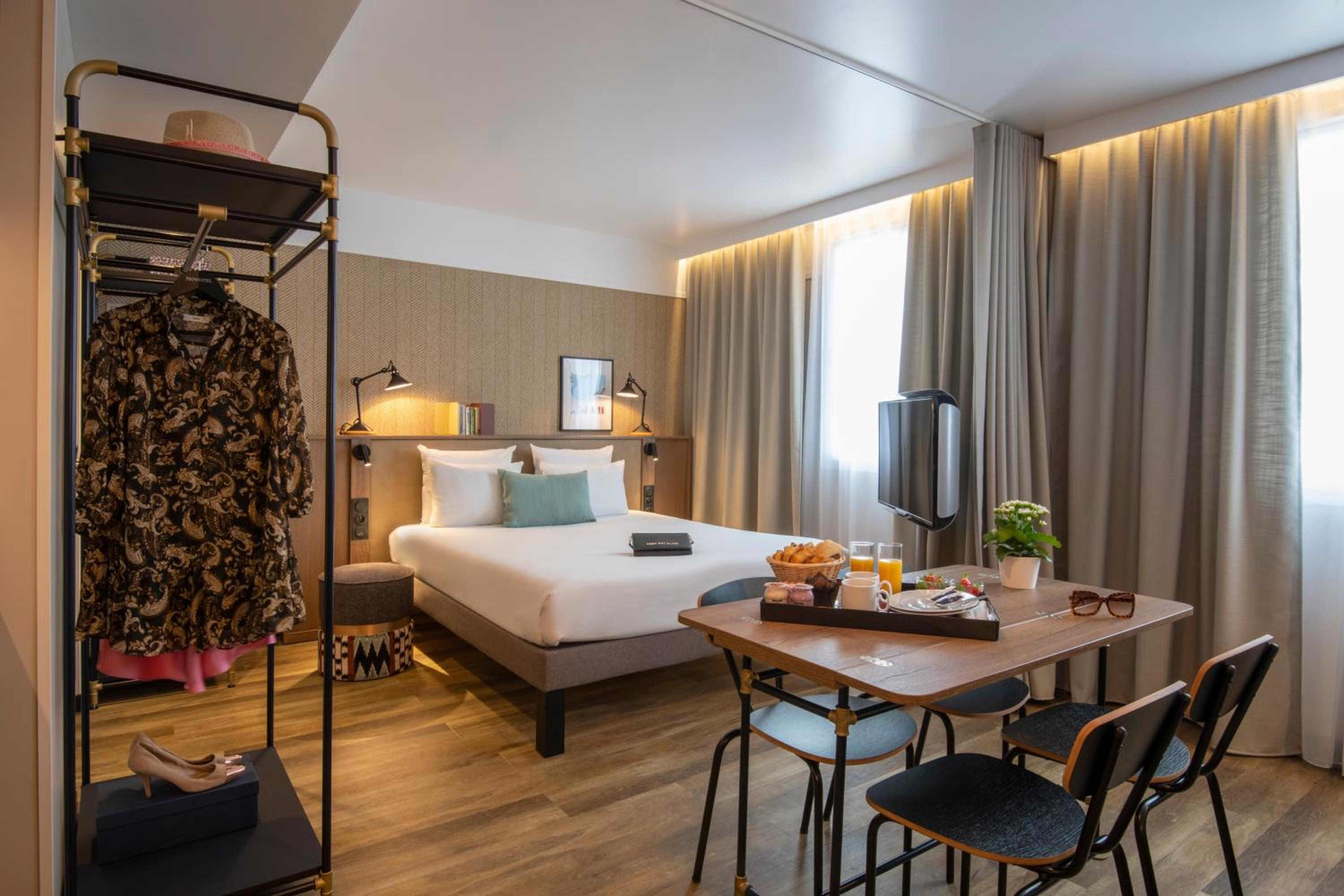 Superior Suite with Double Bed and Sofa Bed - Photo 3