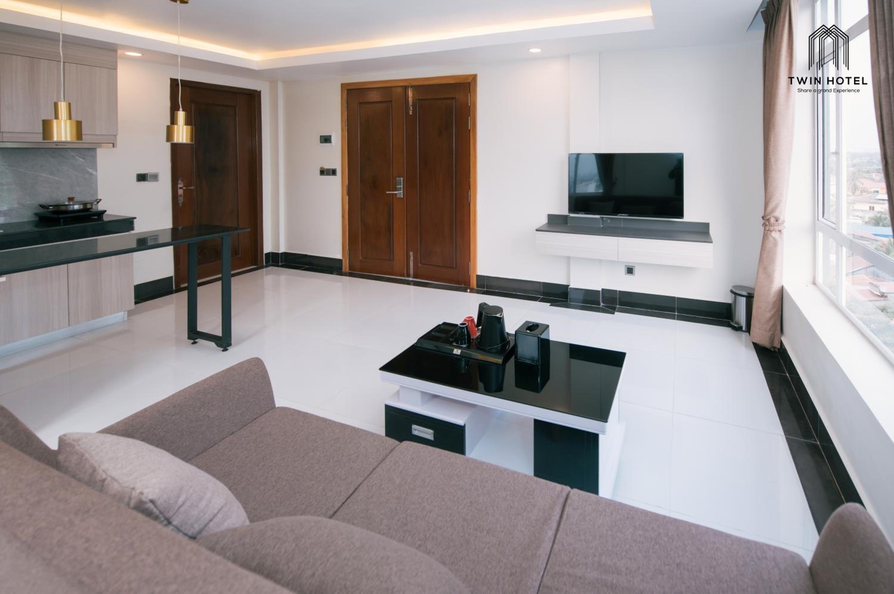 Suite with Mountain View photo 2