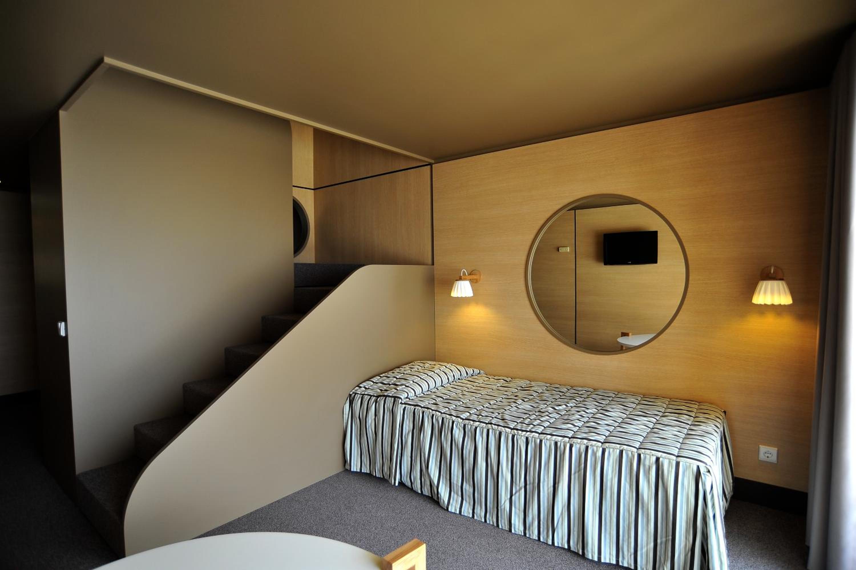 Master Suite with Sea View photo 2