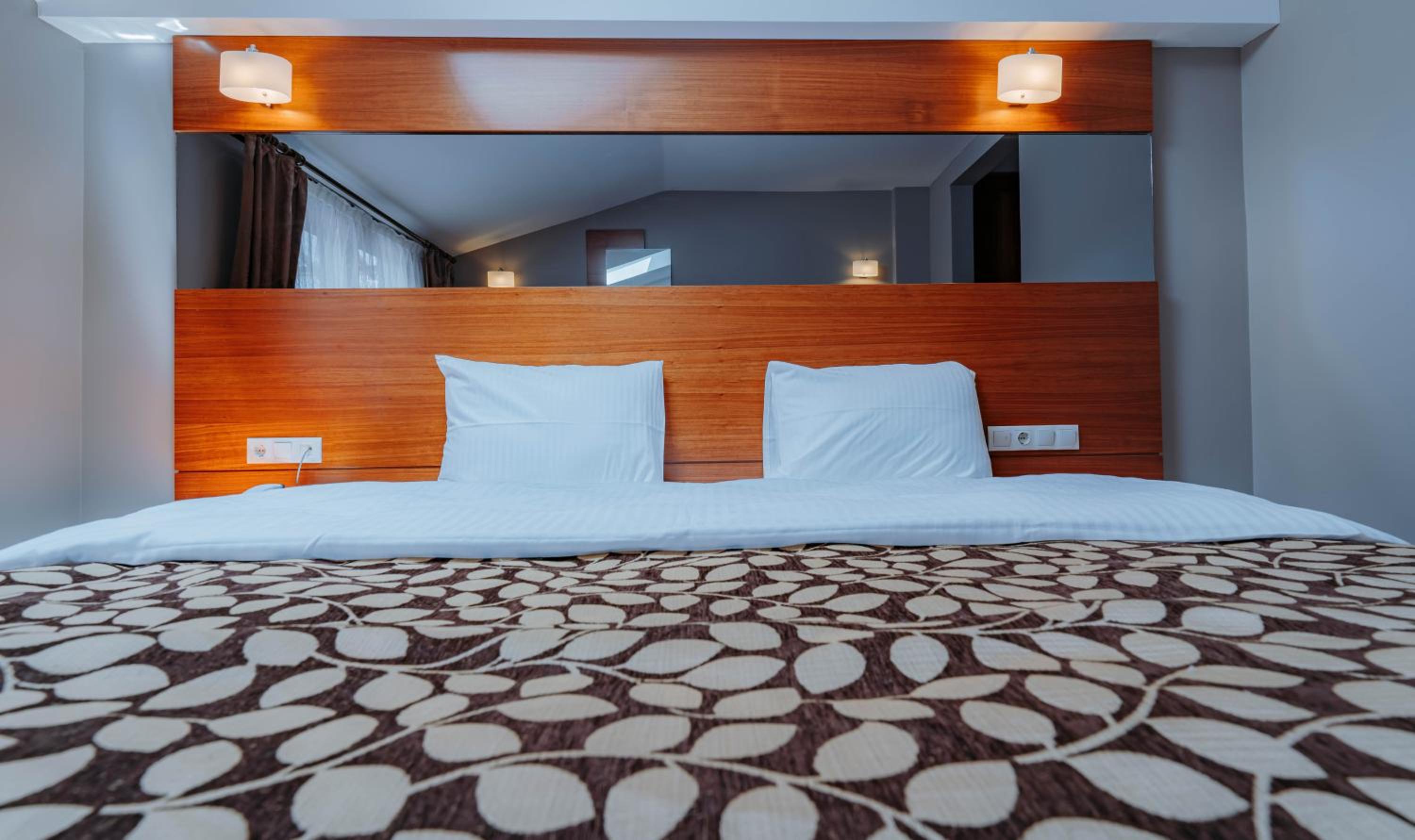 Double or Twin Room with Balcony photo 3