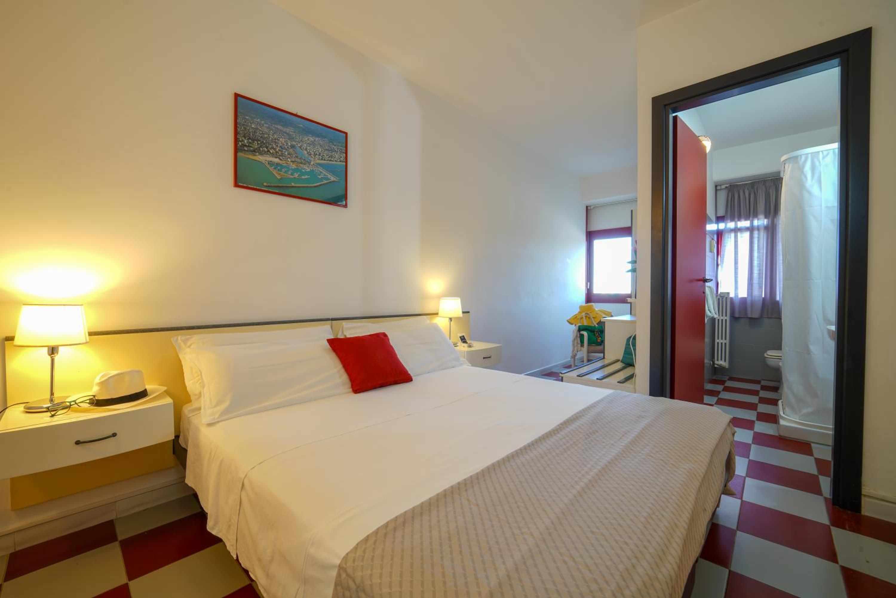 Double or Twin Room photo 1