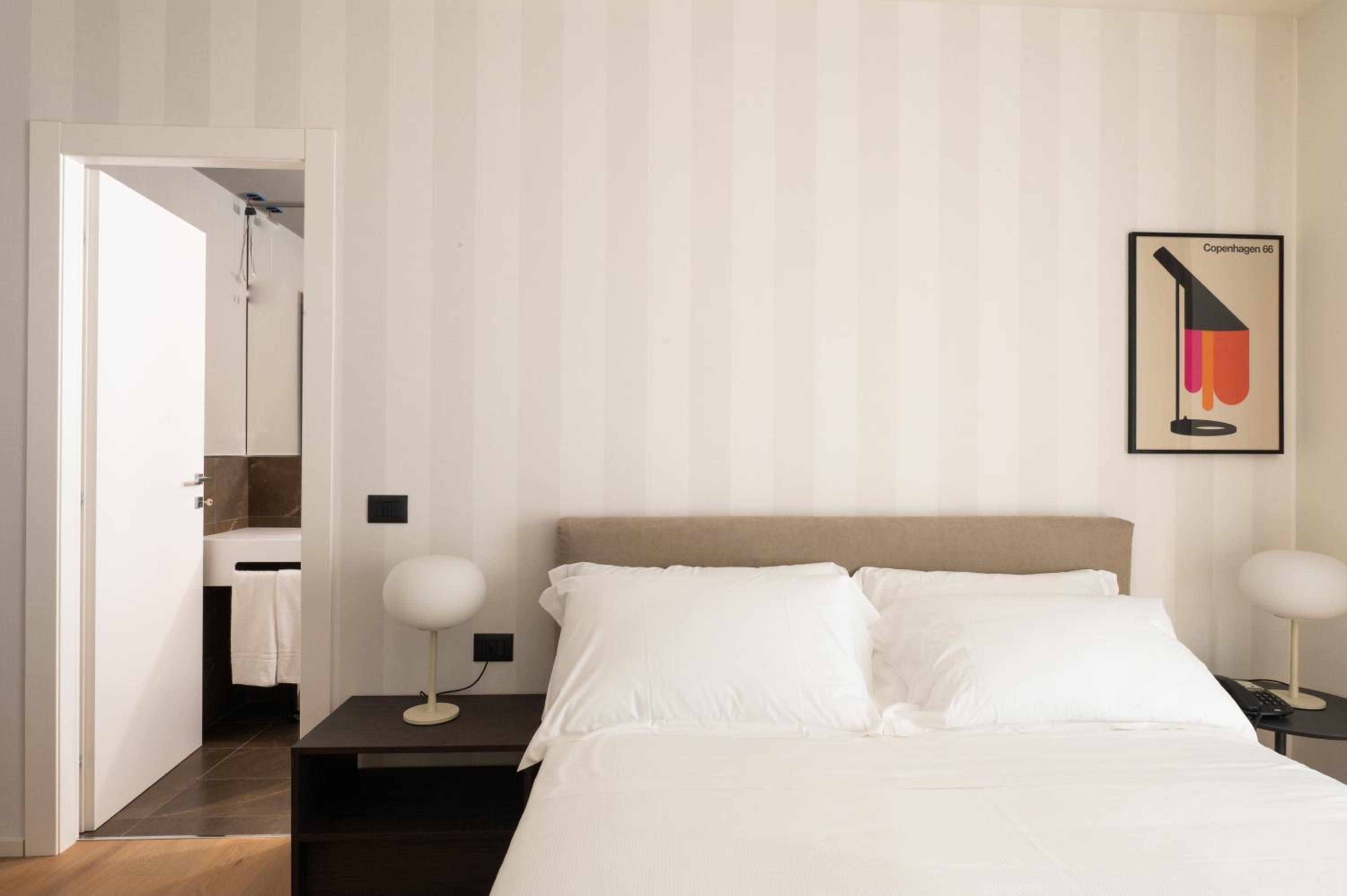 Double Or Twin Room - Photo 1