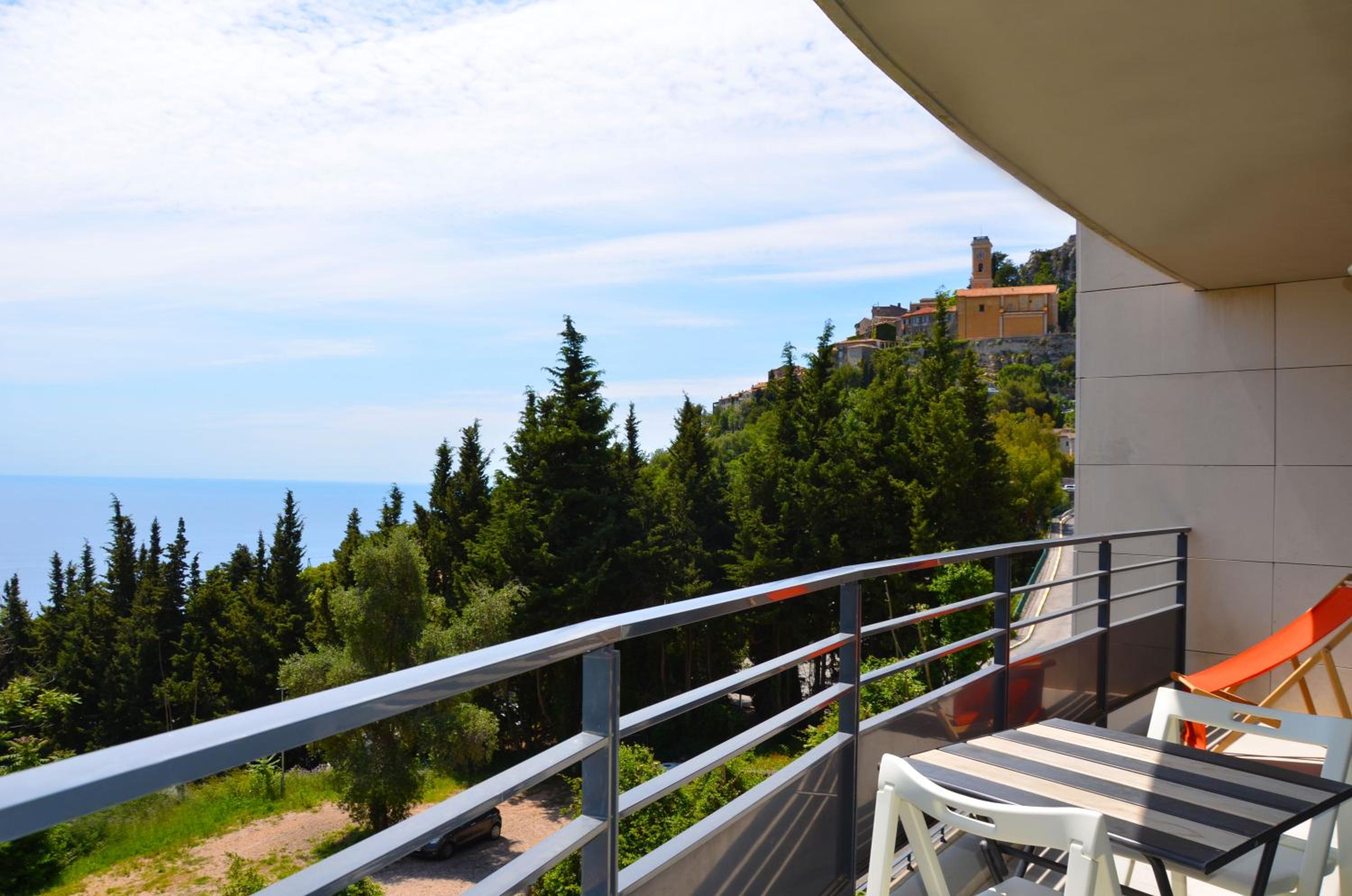 Studio with Sea View