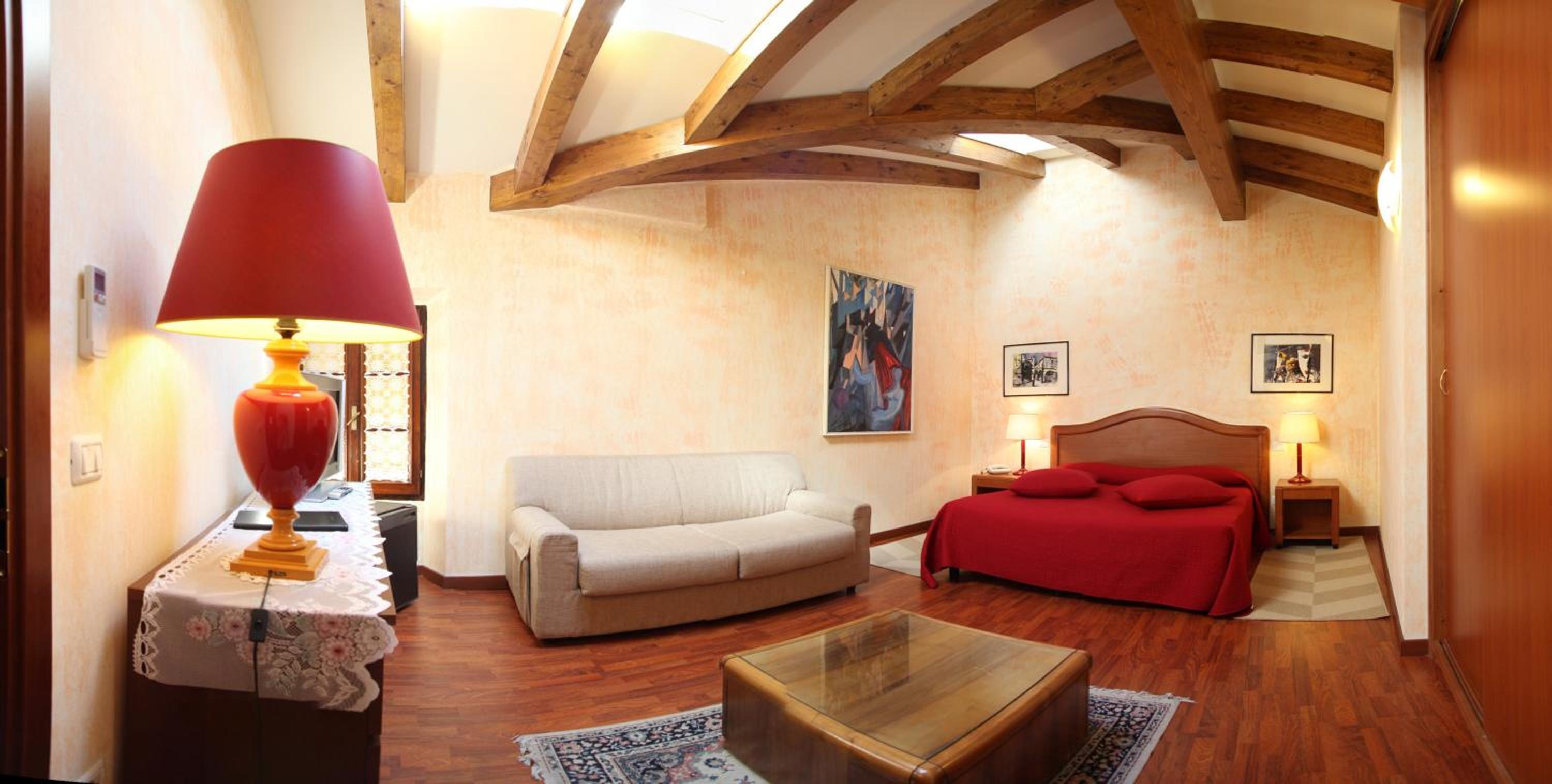 Quadruple Room - Photo 2