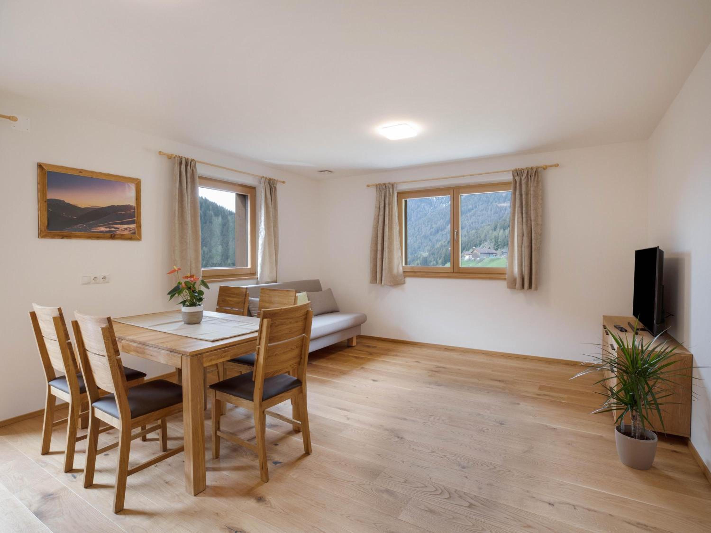 Two-Bedroom Deluxe Apartment with Garden View photo 1