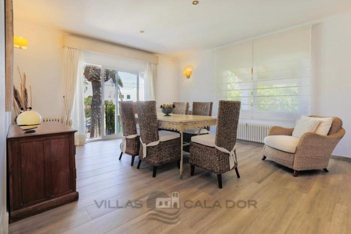 Villa photo 3