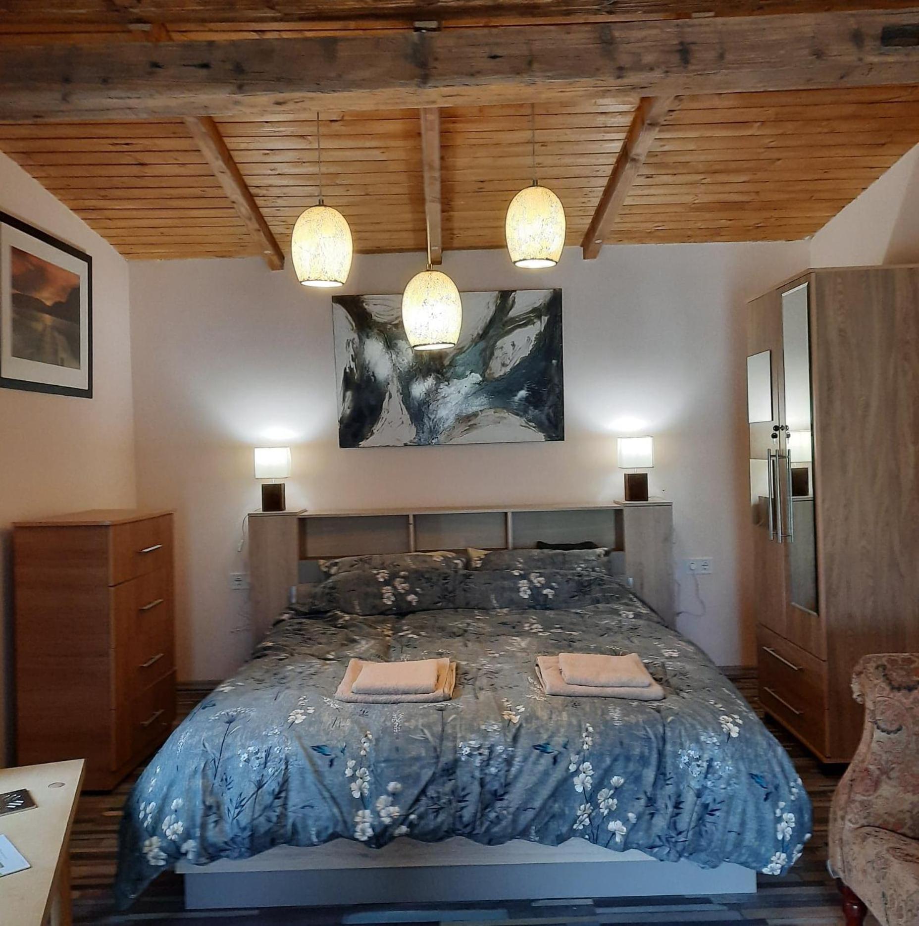 Deluxe Double Room - Photo 12
