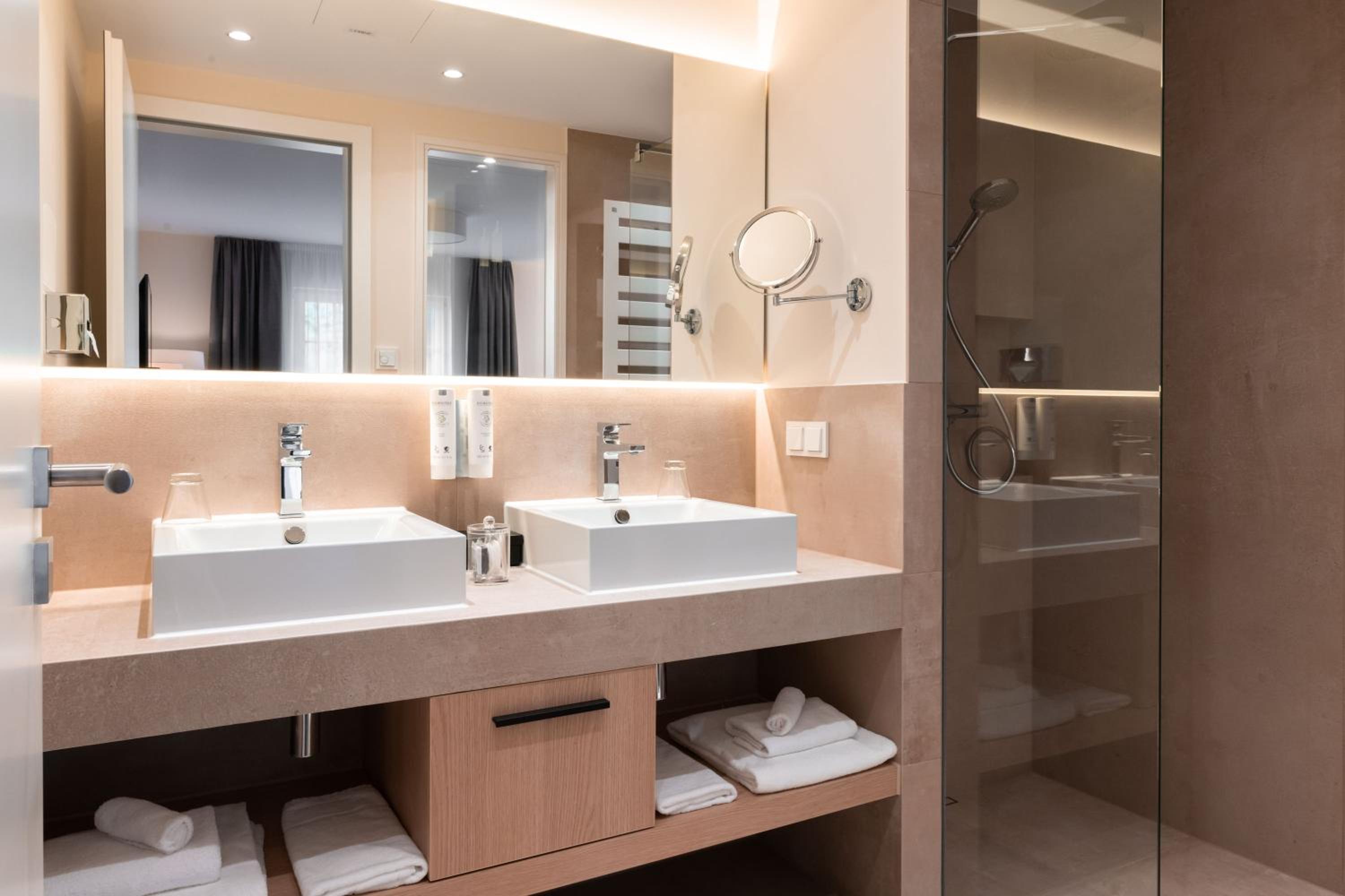 Suite (Annex) photo 2