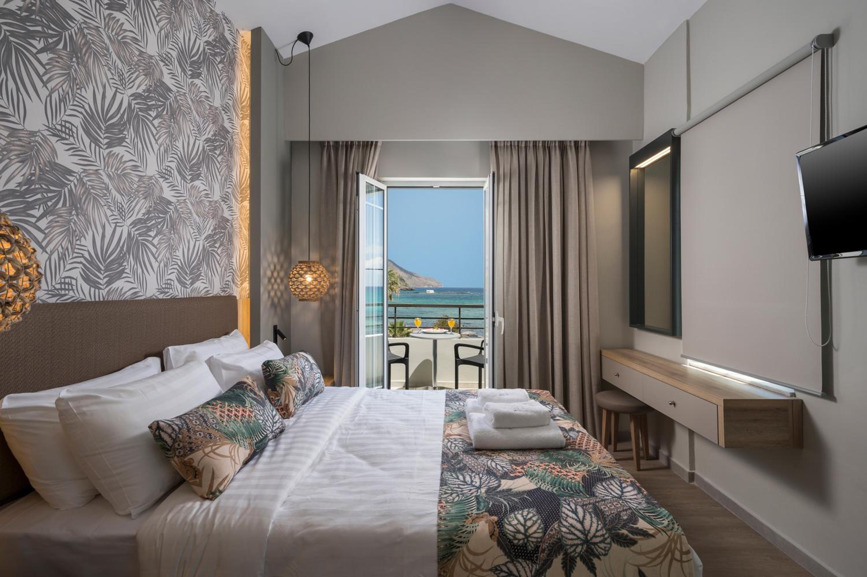 Deluxe Double Room with Sea View