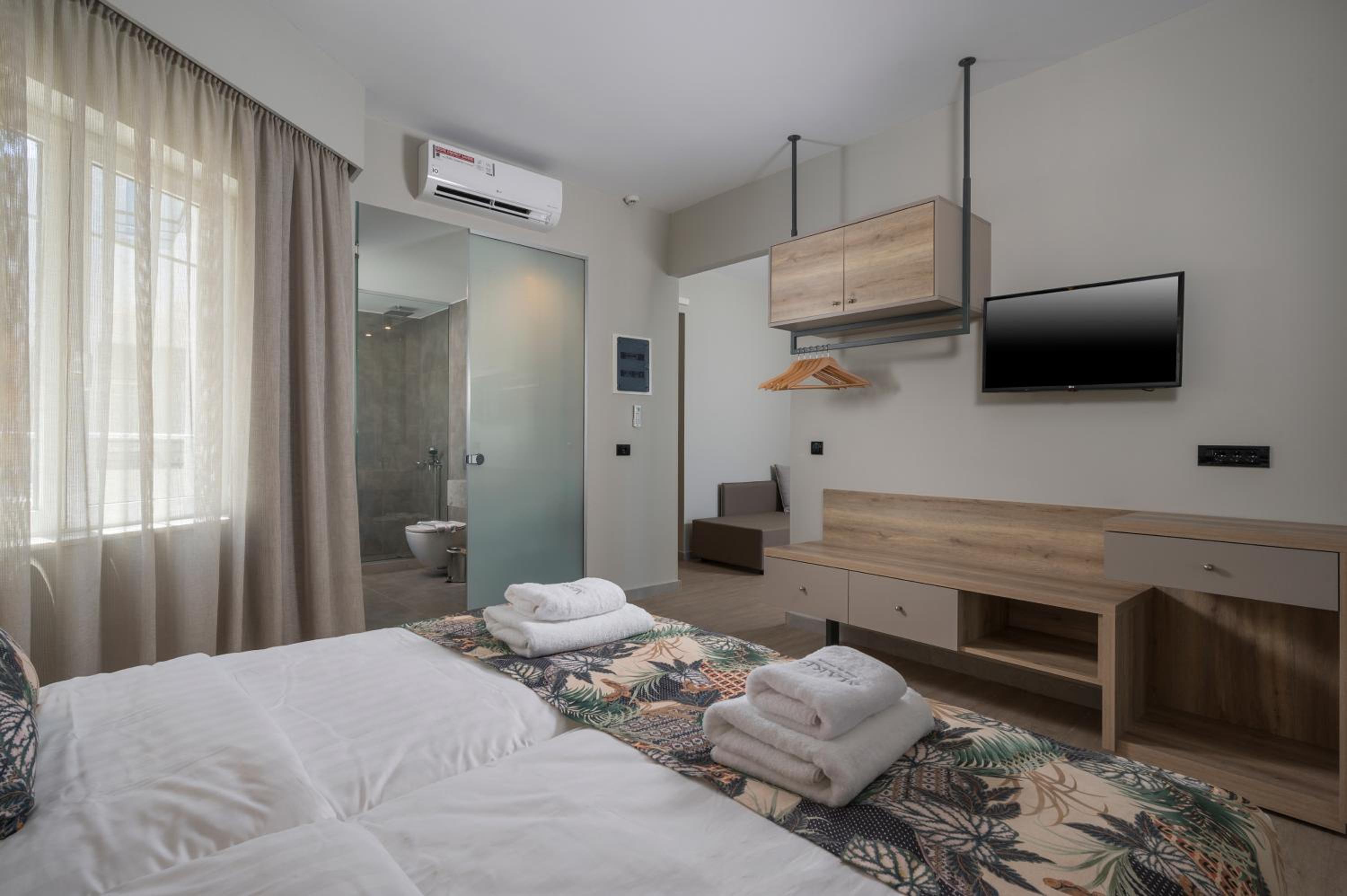 Junior Suite with Balcony