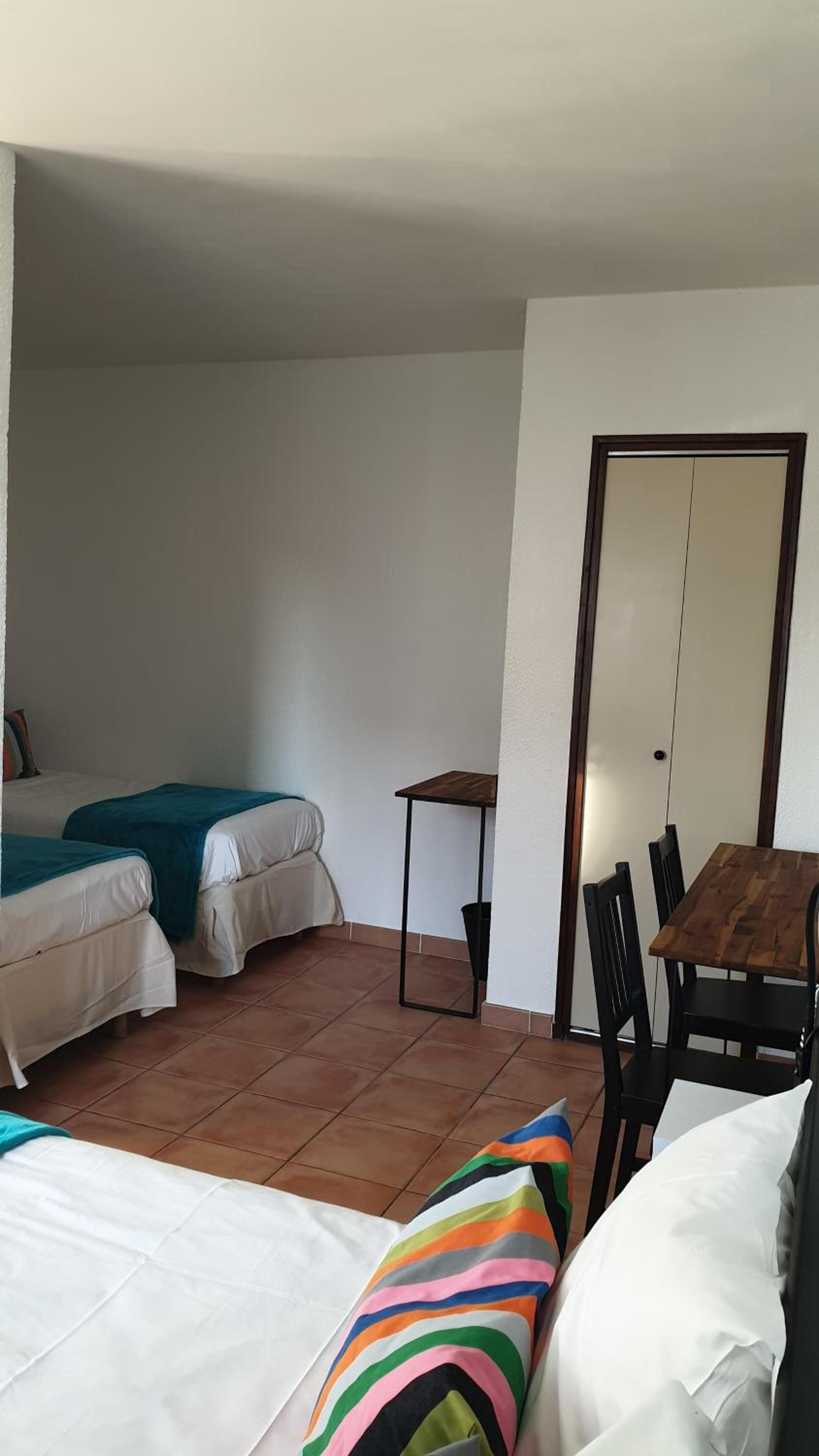 Quadruple Room with Square View