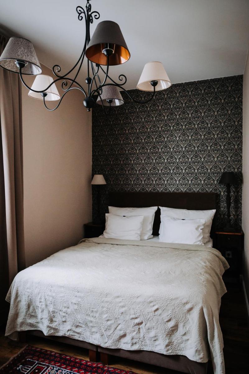 Large Double Room photo 1