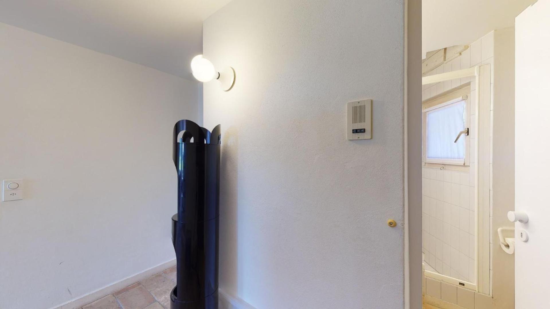Apartment with Lake View photo 2